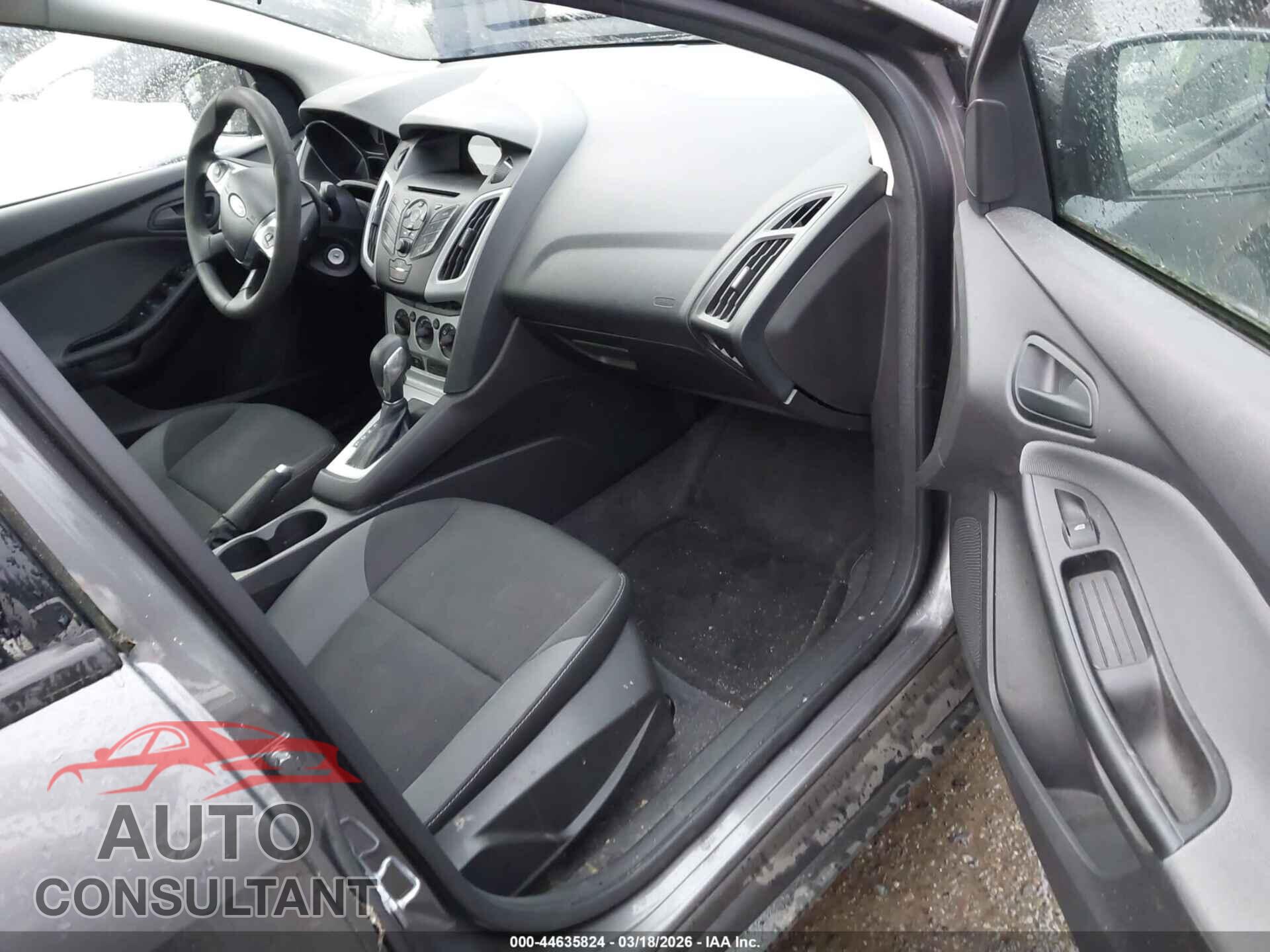 FORD FOCUS 2012 - 1FAHP3F20CL206355