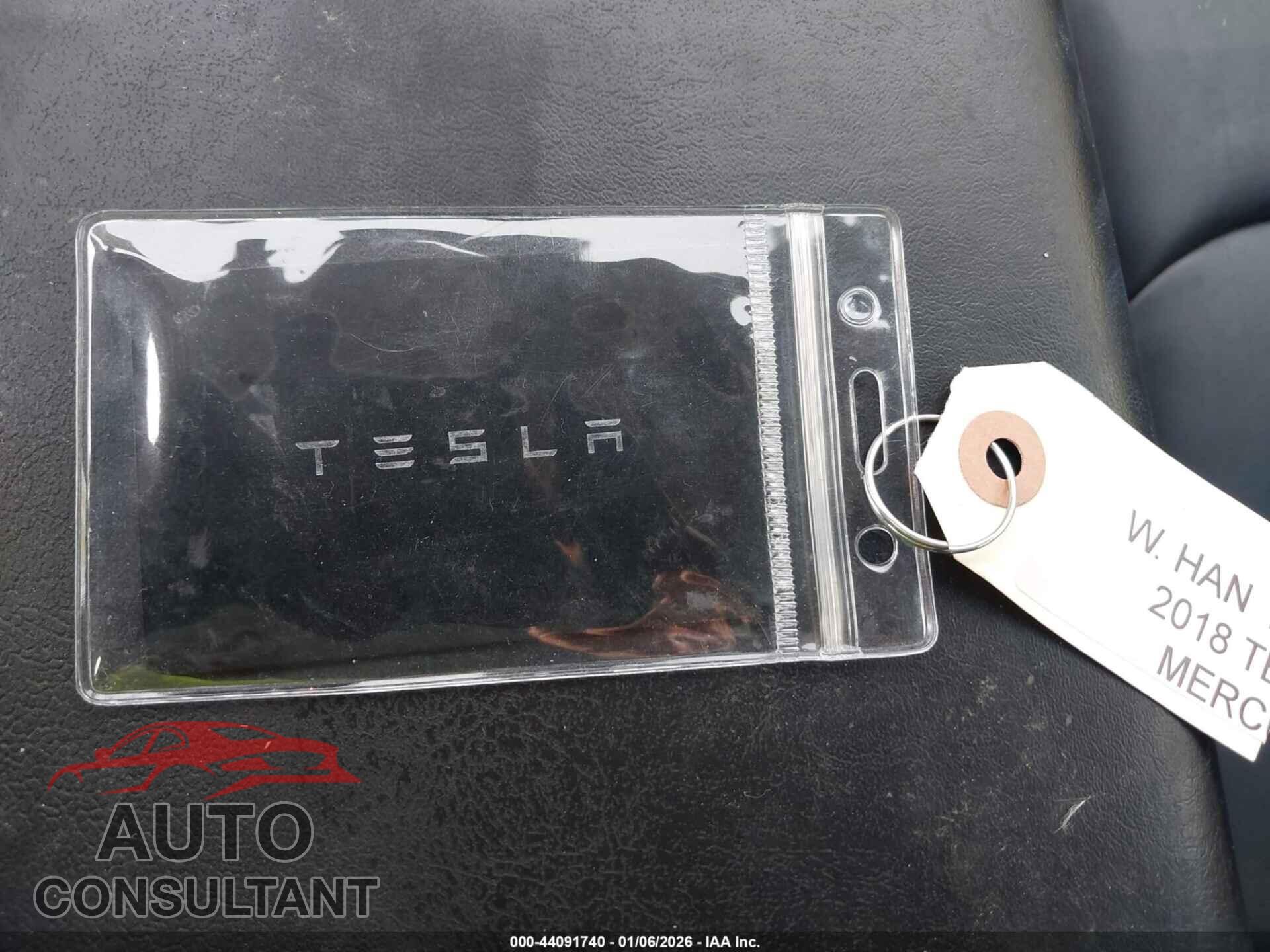 TESLA MODEL 3 2018 - 5YJ3E1EA5JF040678