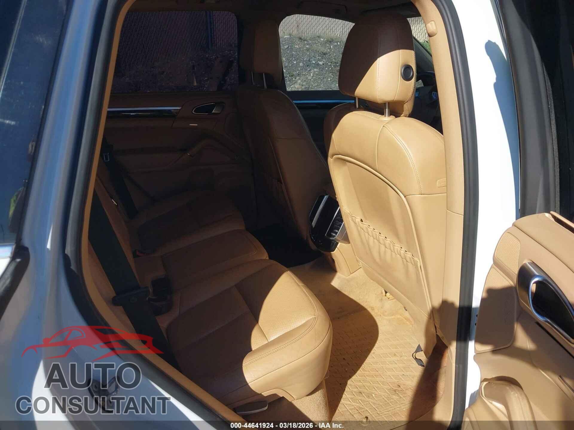 PORSCHE CAYENNE 2012 - WP1AB2A21CLA49994