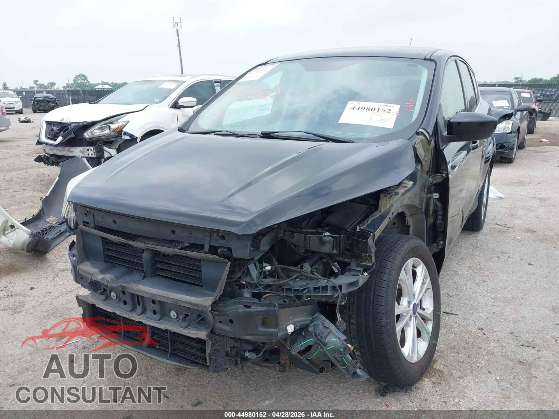 FORD ESCAPE 2017 - 1FMCU0GD3HUE04467