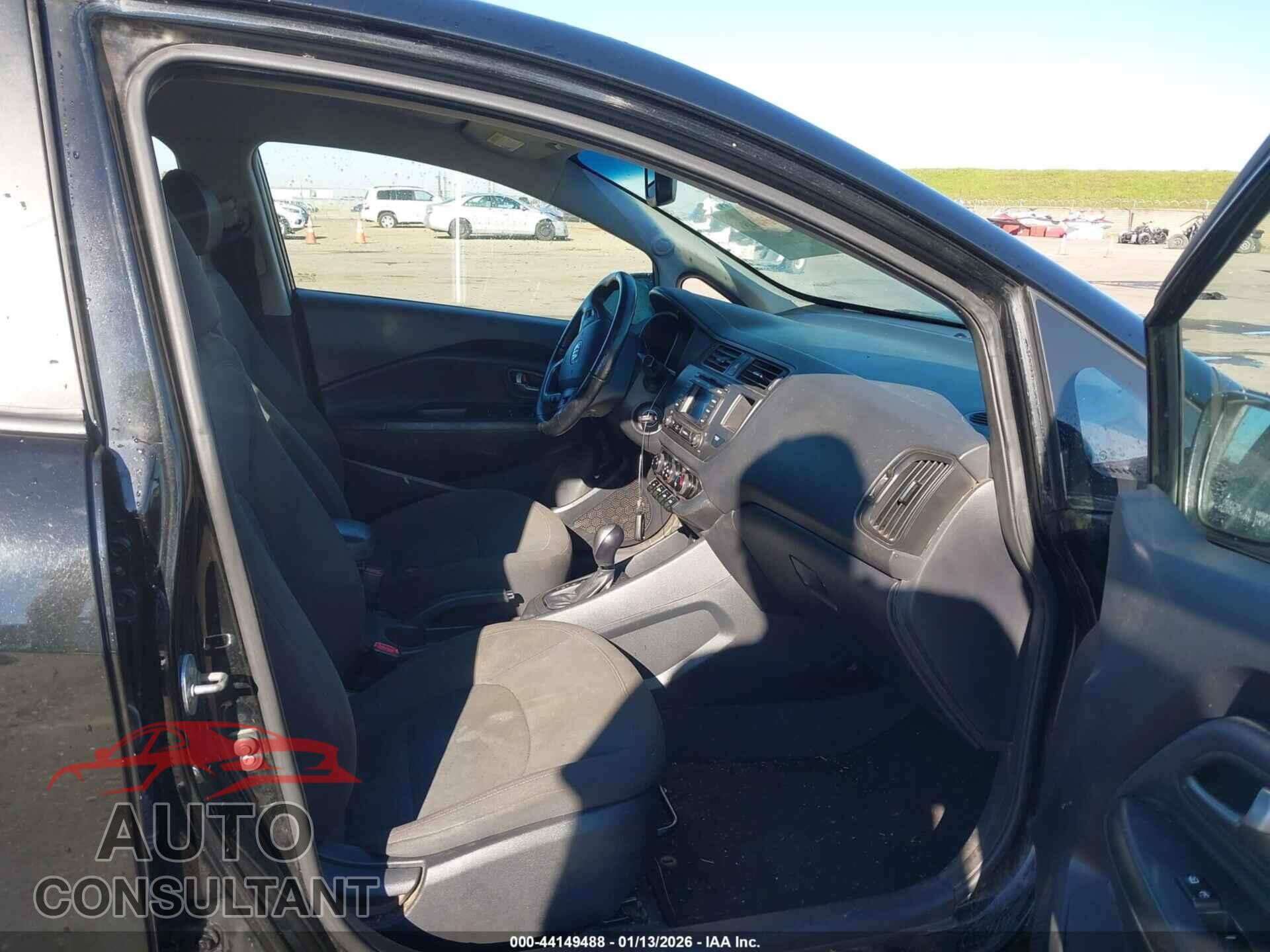 KIA RIO 2013 - KNADN5A35D6214832