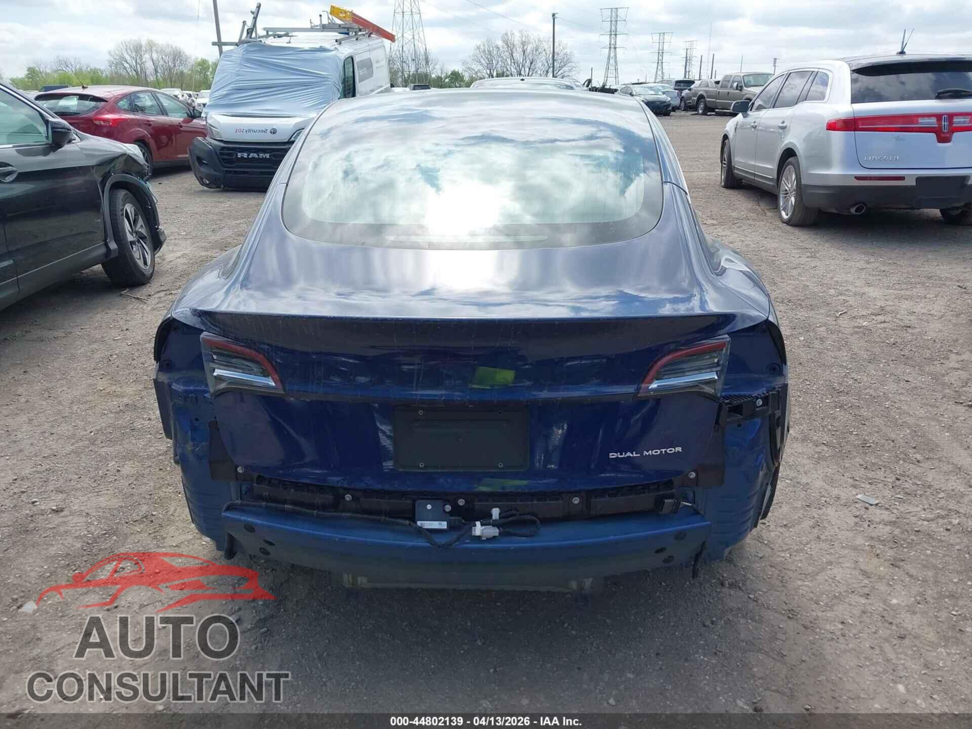 TESLA MODEL 3 2019 - 5YJ3E1EB3KF192520