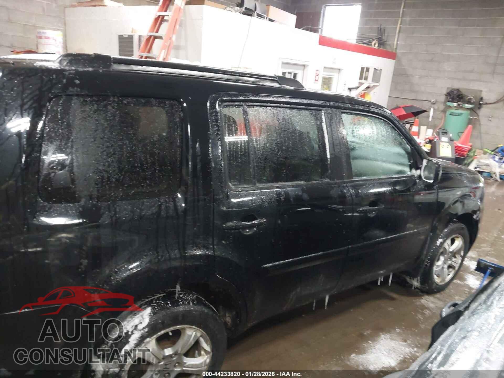 HONDA PILOT 2013 - 5FNYF4H45DB059178
