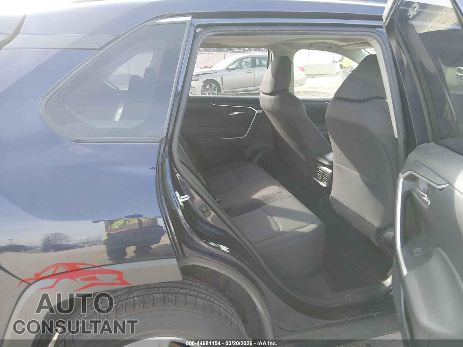 TOYOTA RAV4 2019 - JTMP1RFV6KD515177