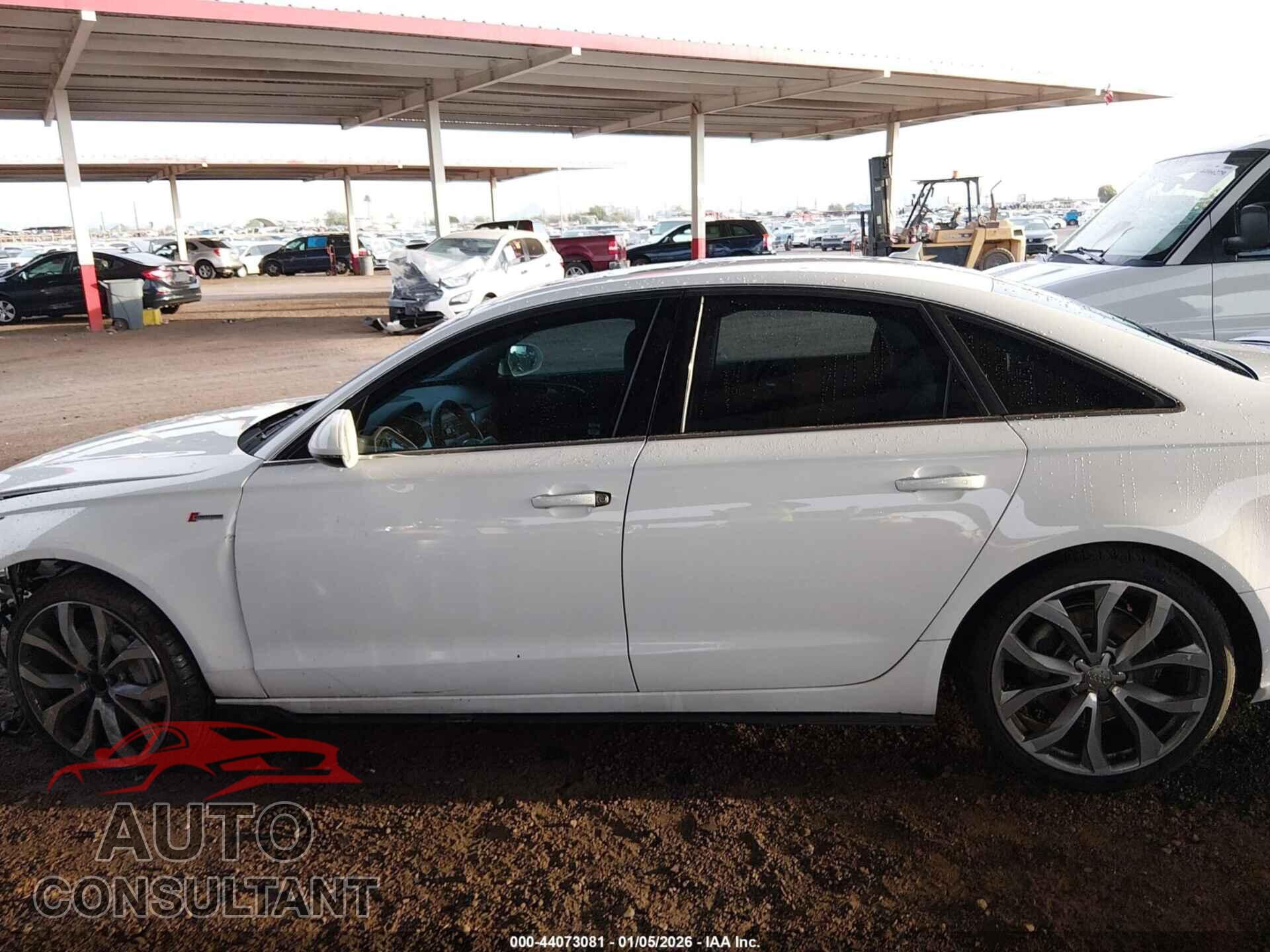 AUDI A6 2013 - WAUGGAFC8DN107420