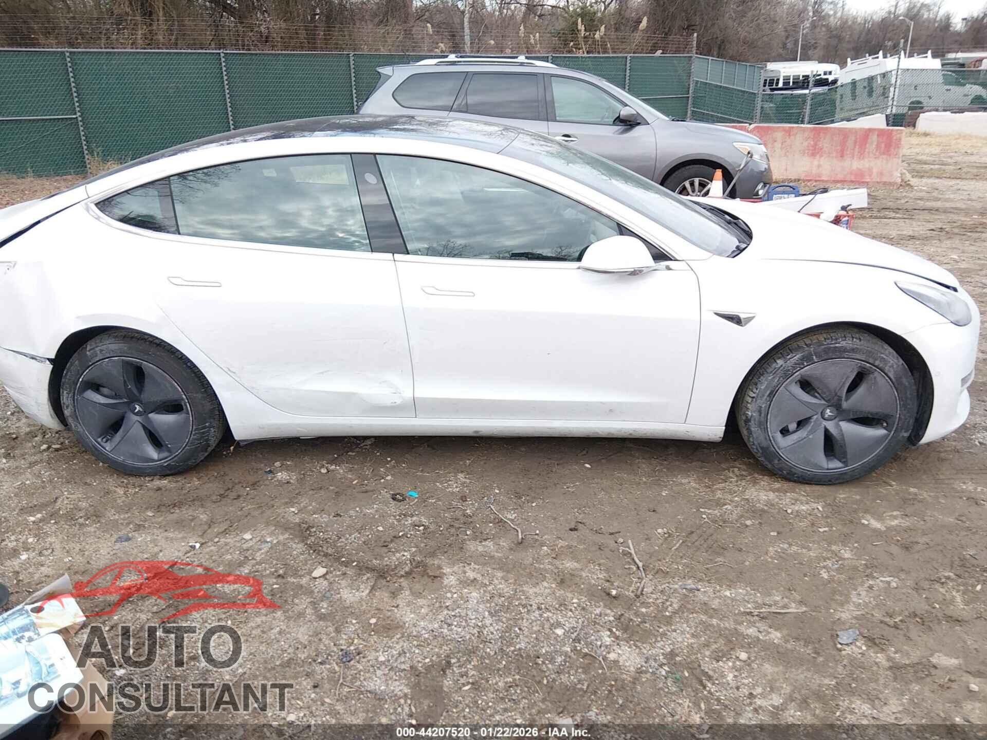 TESLA MODEL 3 2020 - 5YJ3E1EA7LF504315