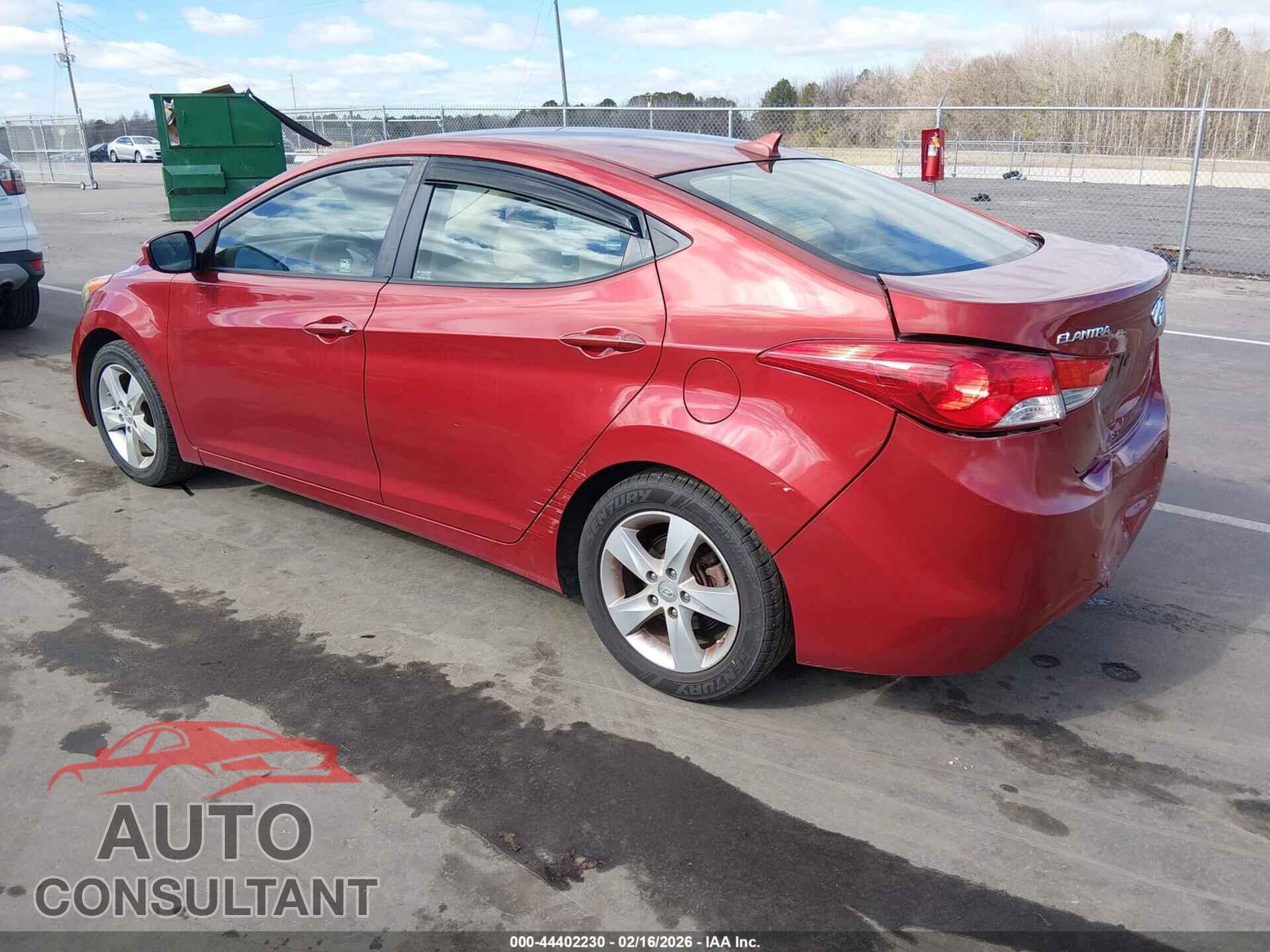HYUNDAI ELANTRA 2013 - KMHDH4AE3DU808865
