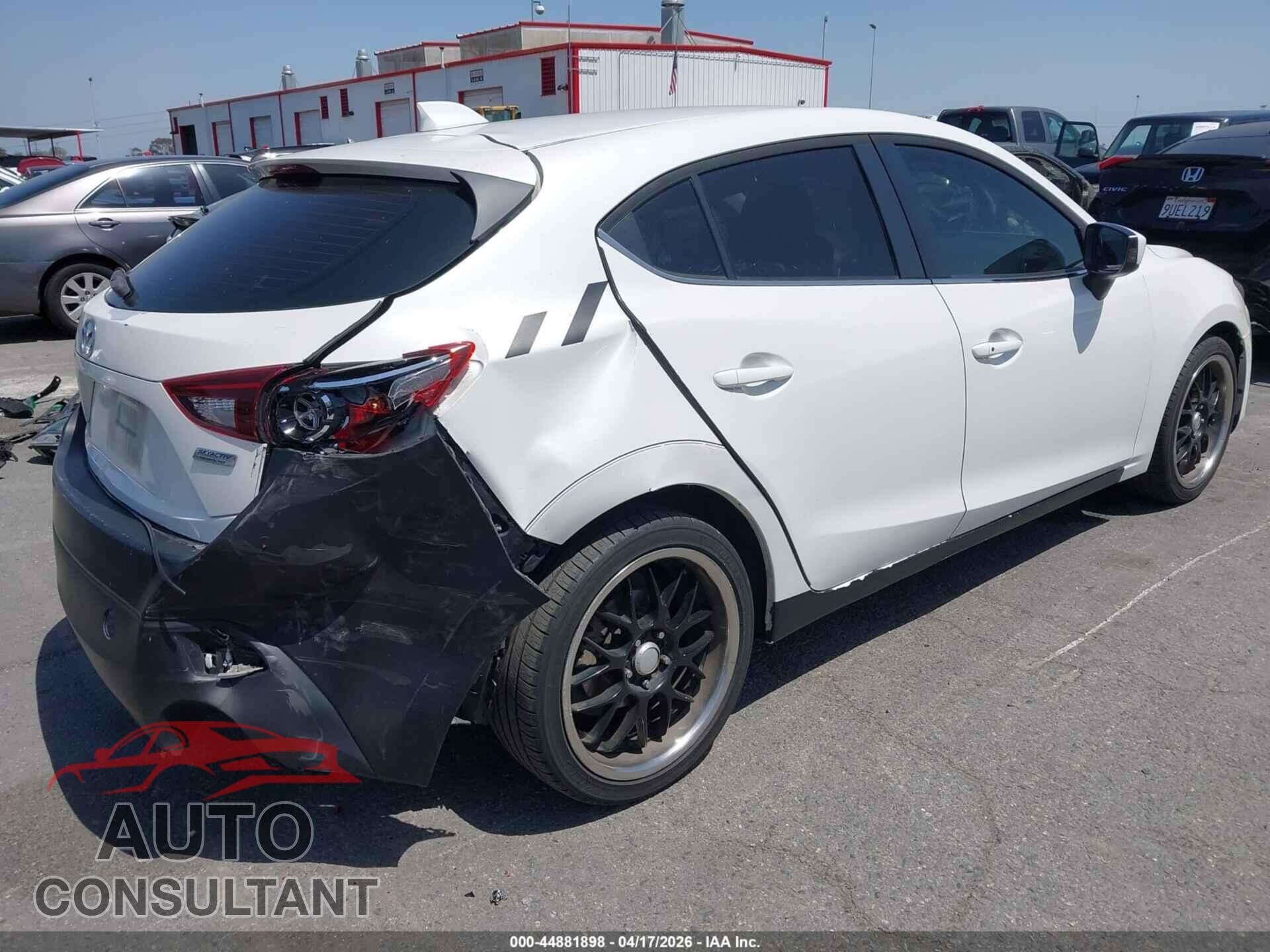 MAZDA MAZDA3 2014 - JM1BM1L78E1207104