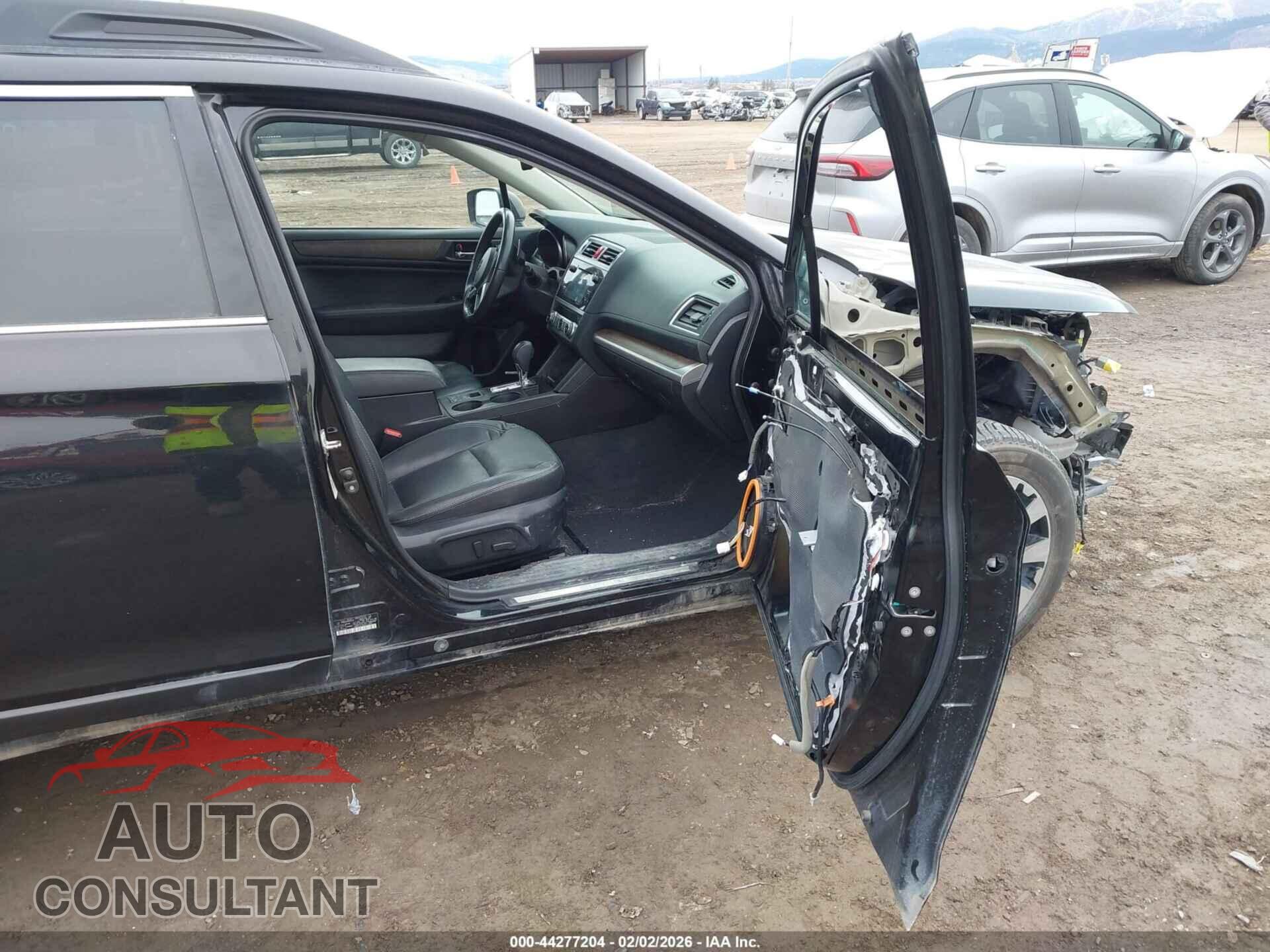 SUBARU OUTBACK 2017 - 4S4BSENC2H3225173