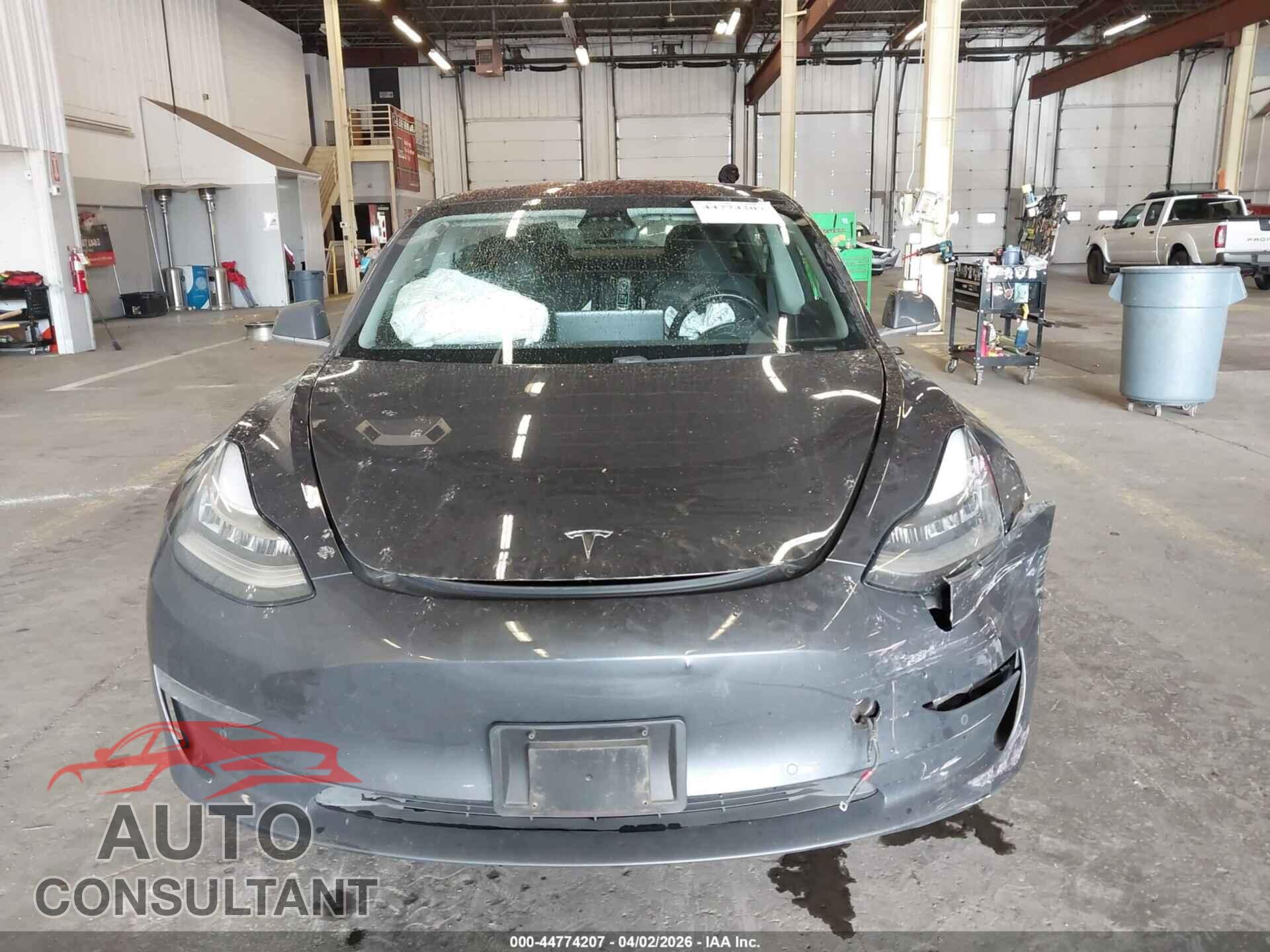 TESLA MODEL 3 2018 - 5YJ3E1EA1JF006866