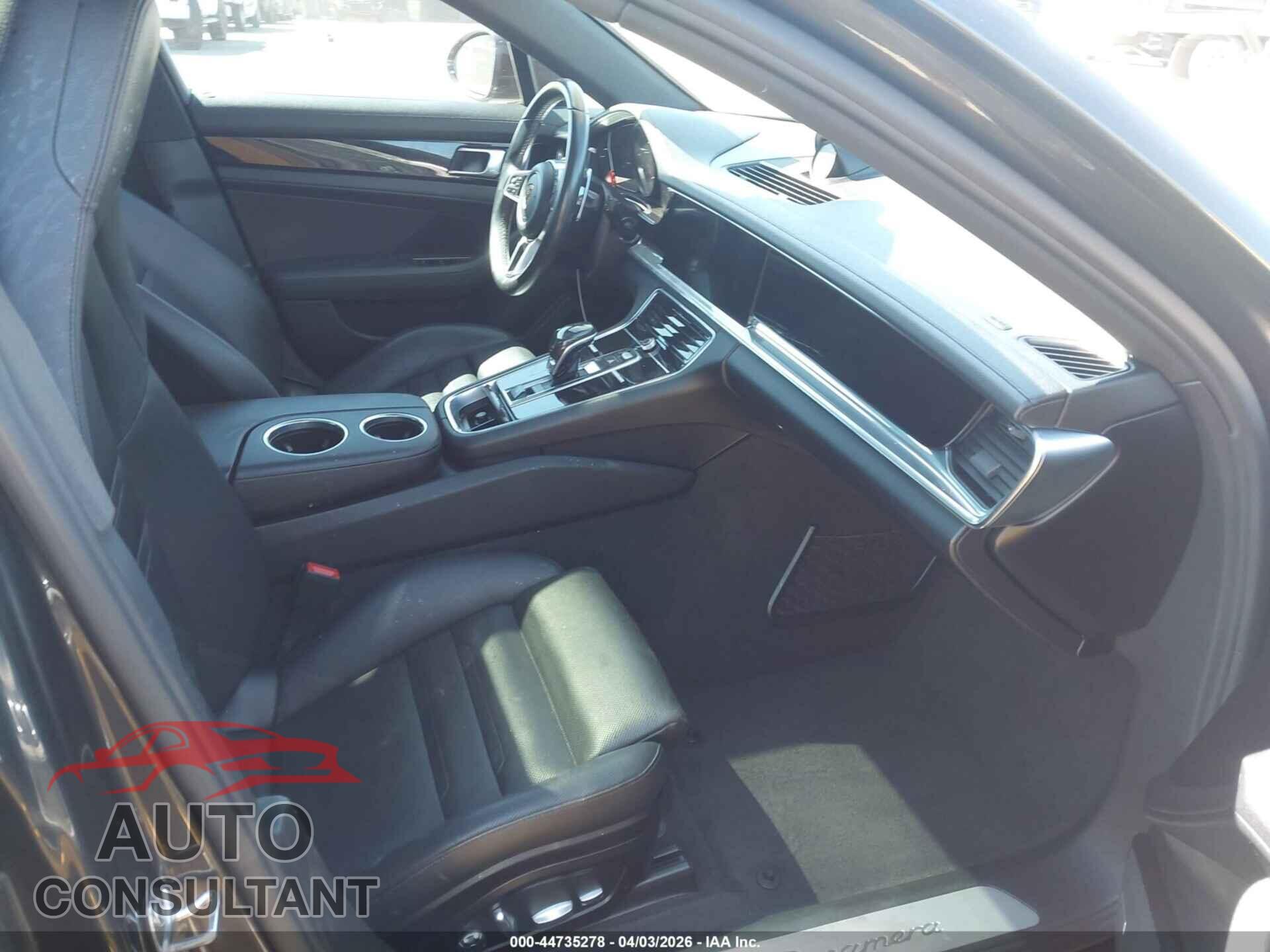 PORSCHE PANAMERA 2017 - WP0AA2A70HL101025