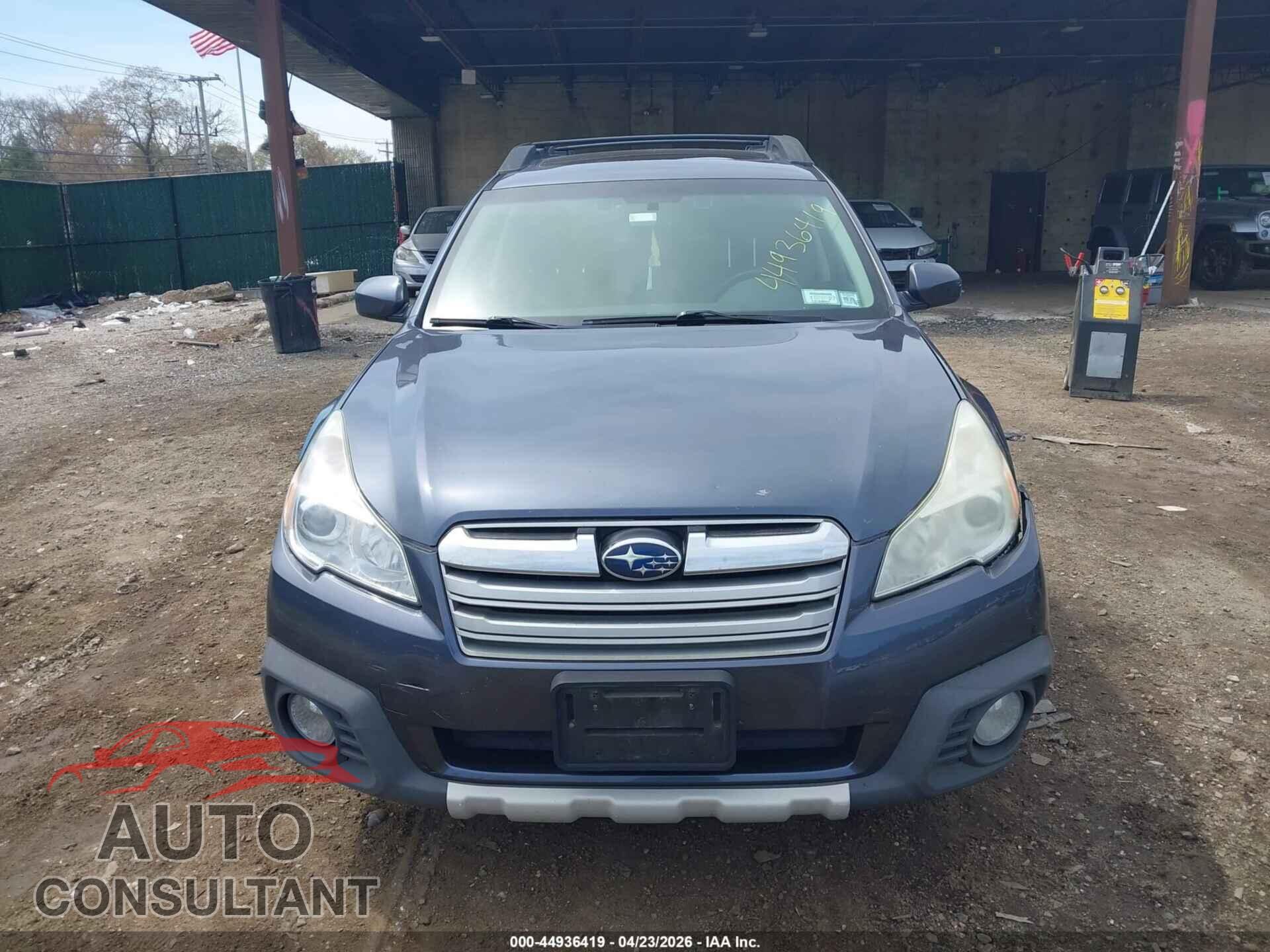 SUBARU OUTBACK 2014 - 4S4BRBNC4E3275983