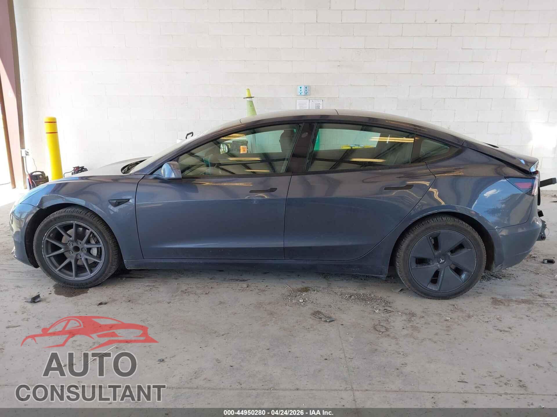 TESLA MODEL 3 2023 - 5YJ3E1EA2PF415127