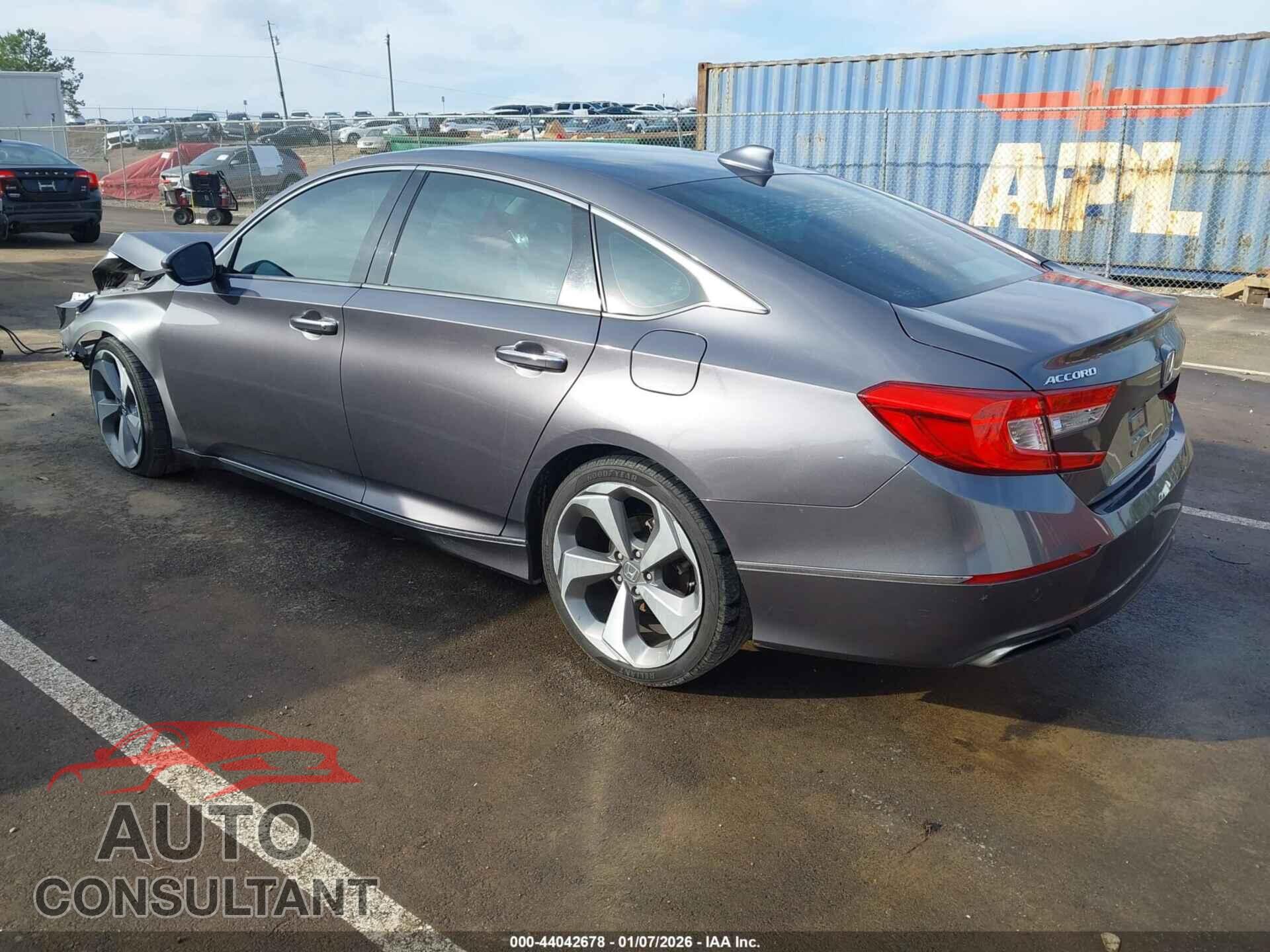 HONDA ACCORD 2018 - 1HGCV2F93JA034673