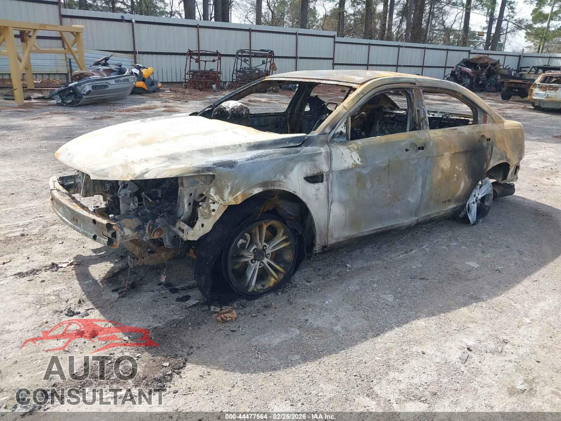 FORD TAURUS 2017 - 1FAHP2E88HG138998