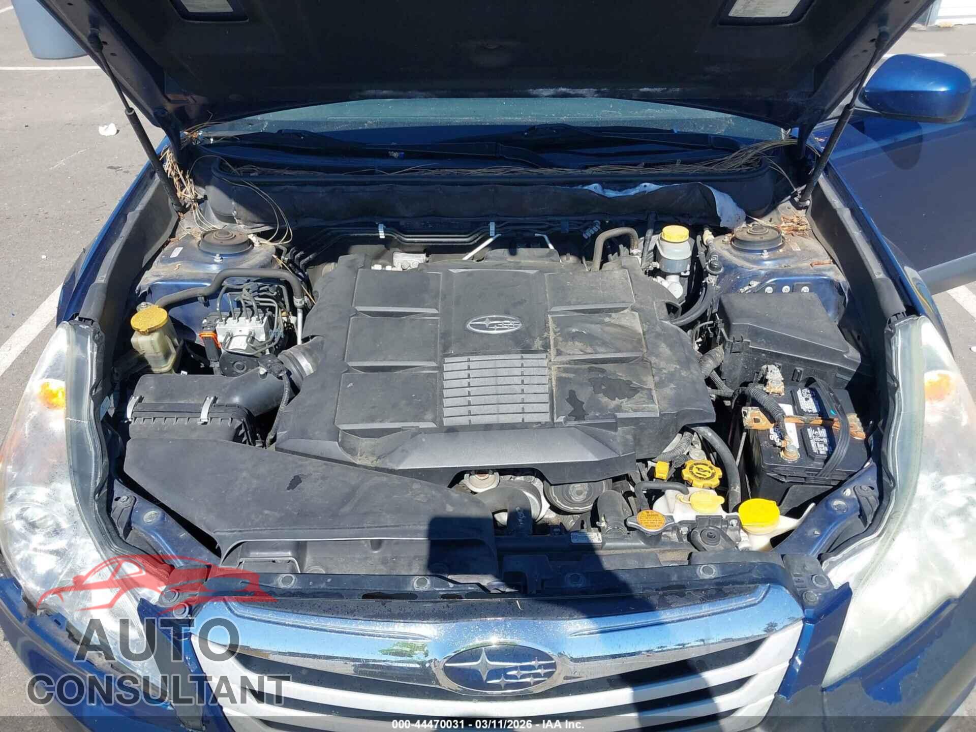 SUBARU OUTBACK 2011 - 4S4BRDJC8B2340384