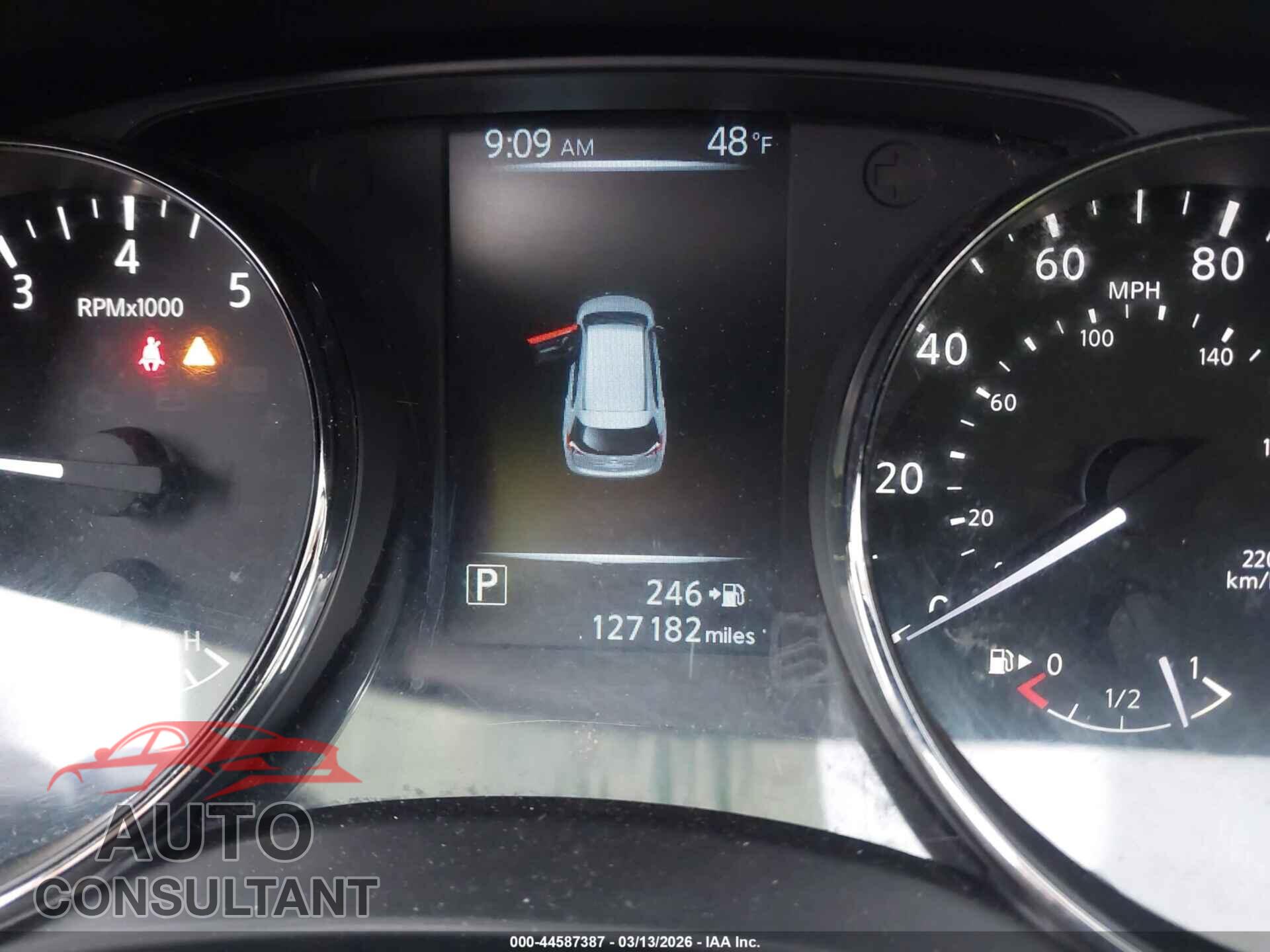 NISSAN ROGUE 2017 - KNMAT2MV9HP558137