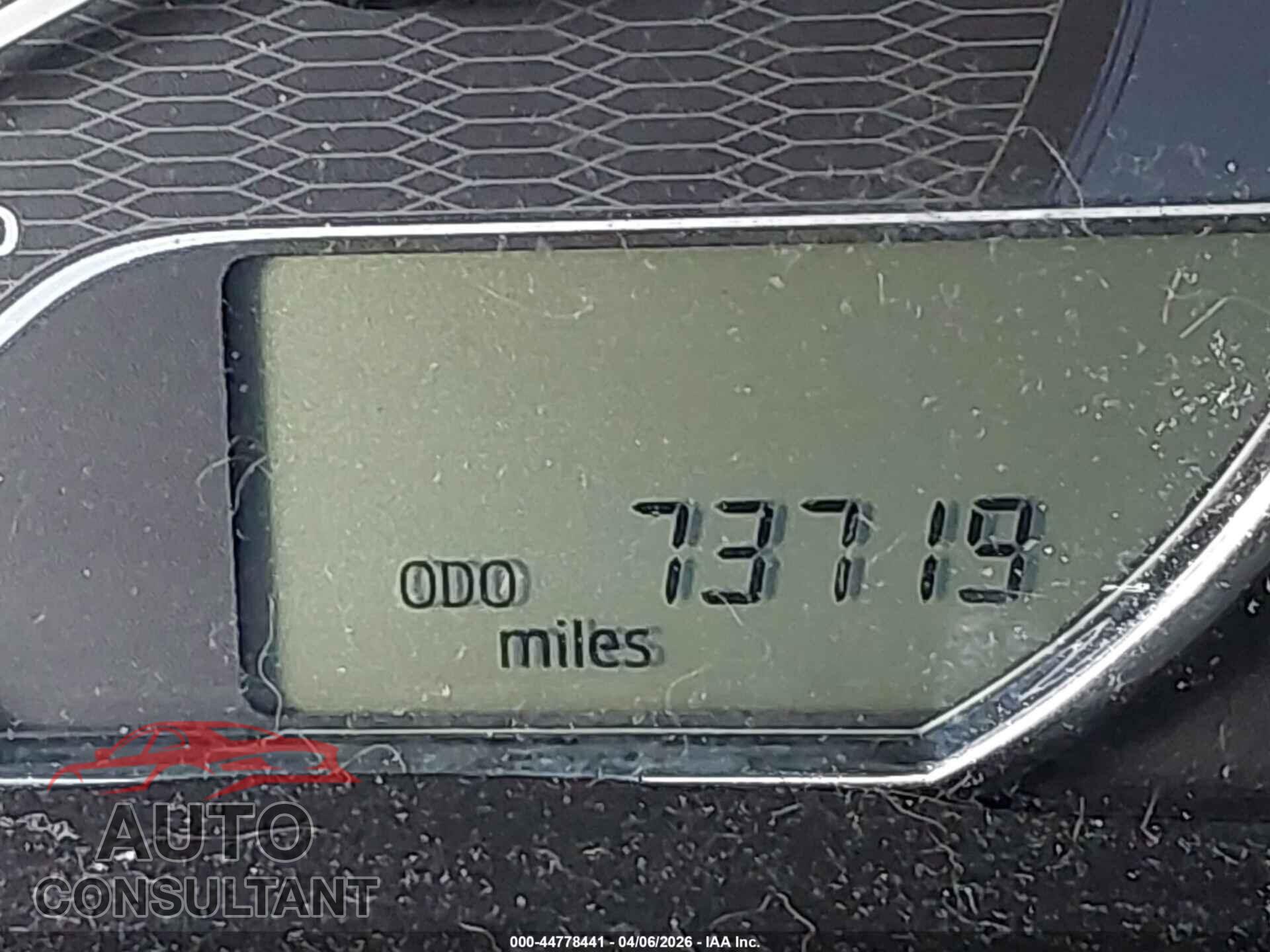 TOYOTA COROLLA 2014 - 2T1BURHE1EC185822