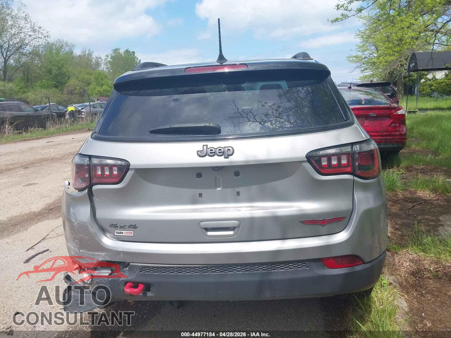 JEEP COMPASS 2022 - 3C4NJDDB6NT236183