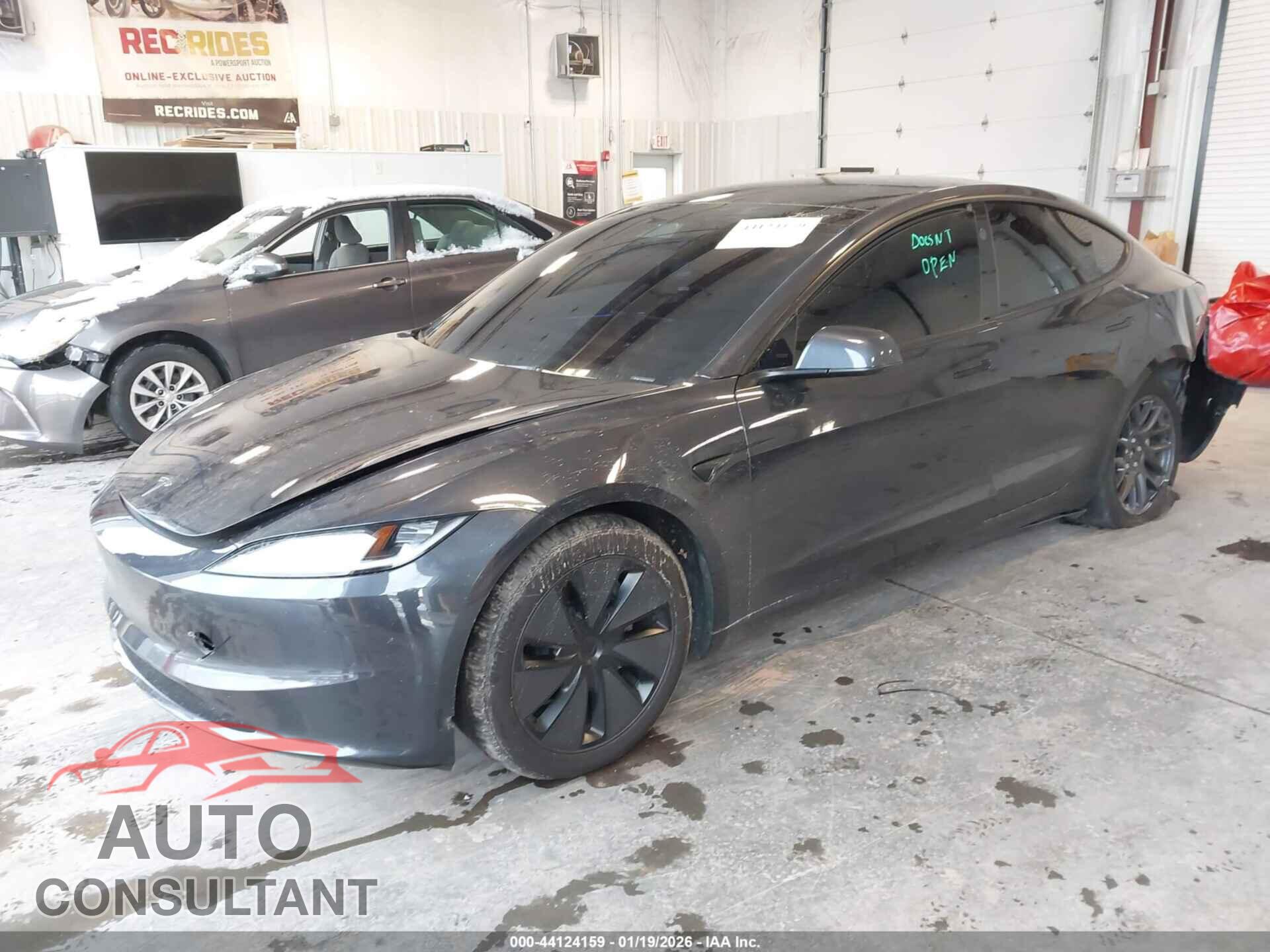 TESLA MODEL 3 2025 - 5YJ3E1EB6SF927992