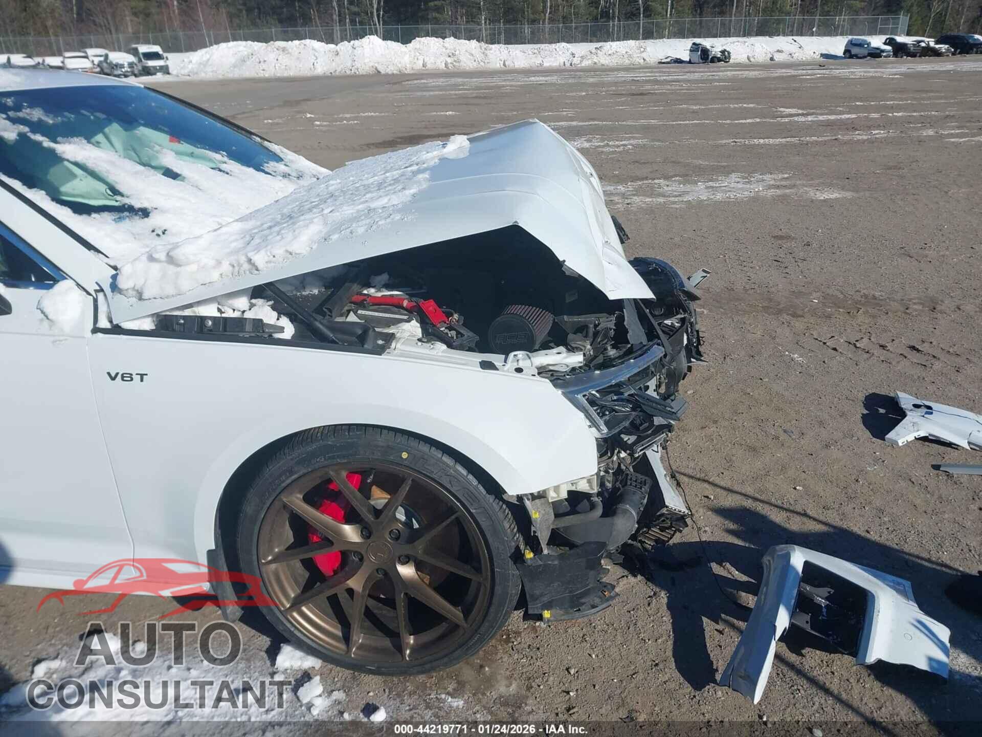 AUDI S4 2018 - WAUB4AF41JA003088