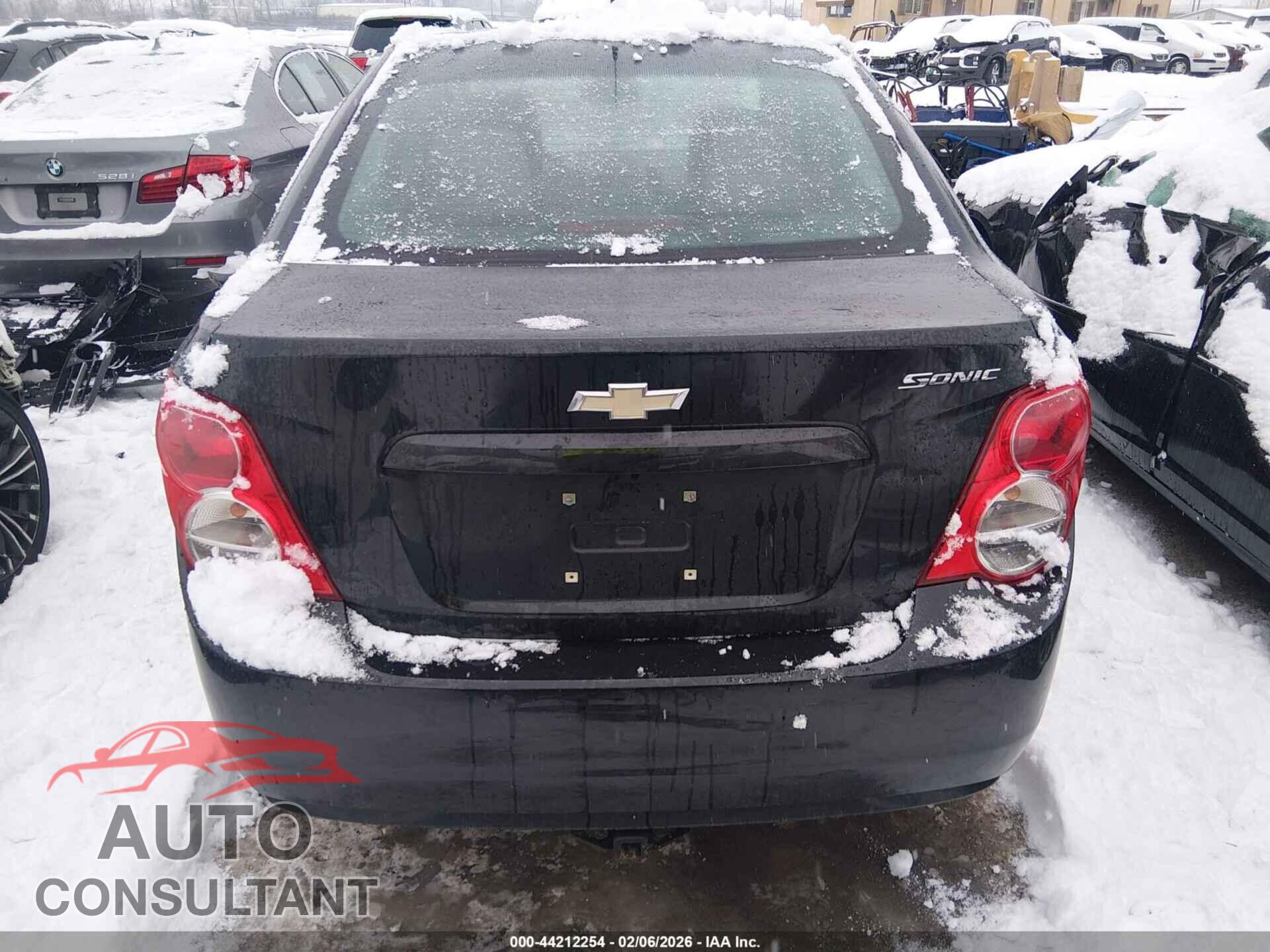CHEVROLET SONIC 2013 - 1G1JA5SH9D4166817
