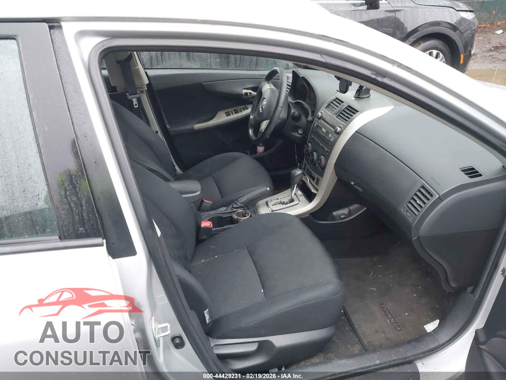 TOYOTA COROLLA 2010 - 2T1BU4EEXAC285421