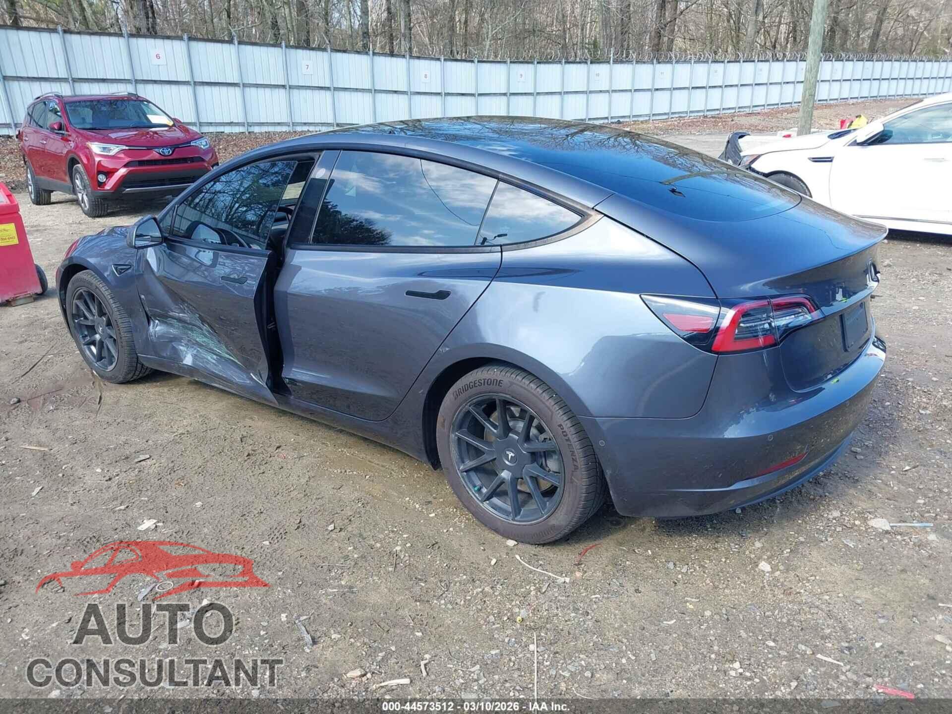 TESLA MODEL 3 2022 - 5YJ3E1EA9NF102217