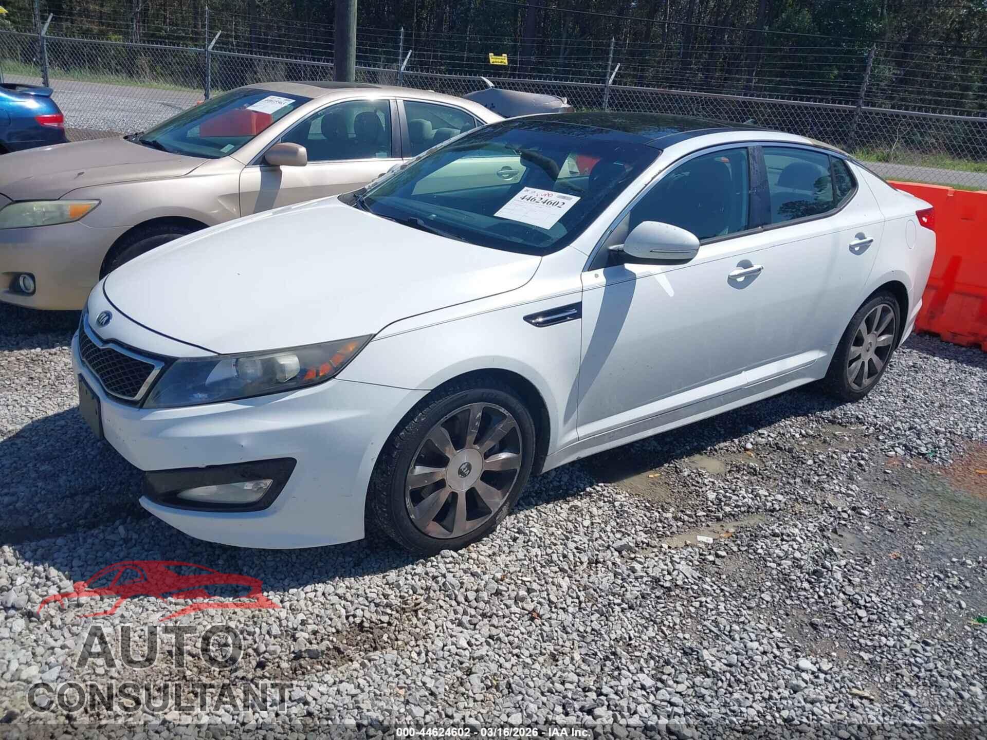 KIA OPTIMA 2013 - 5XXGR4A68DG171324