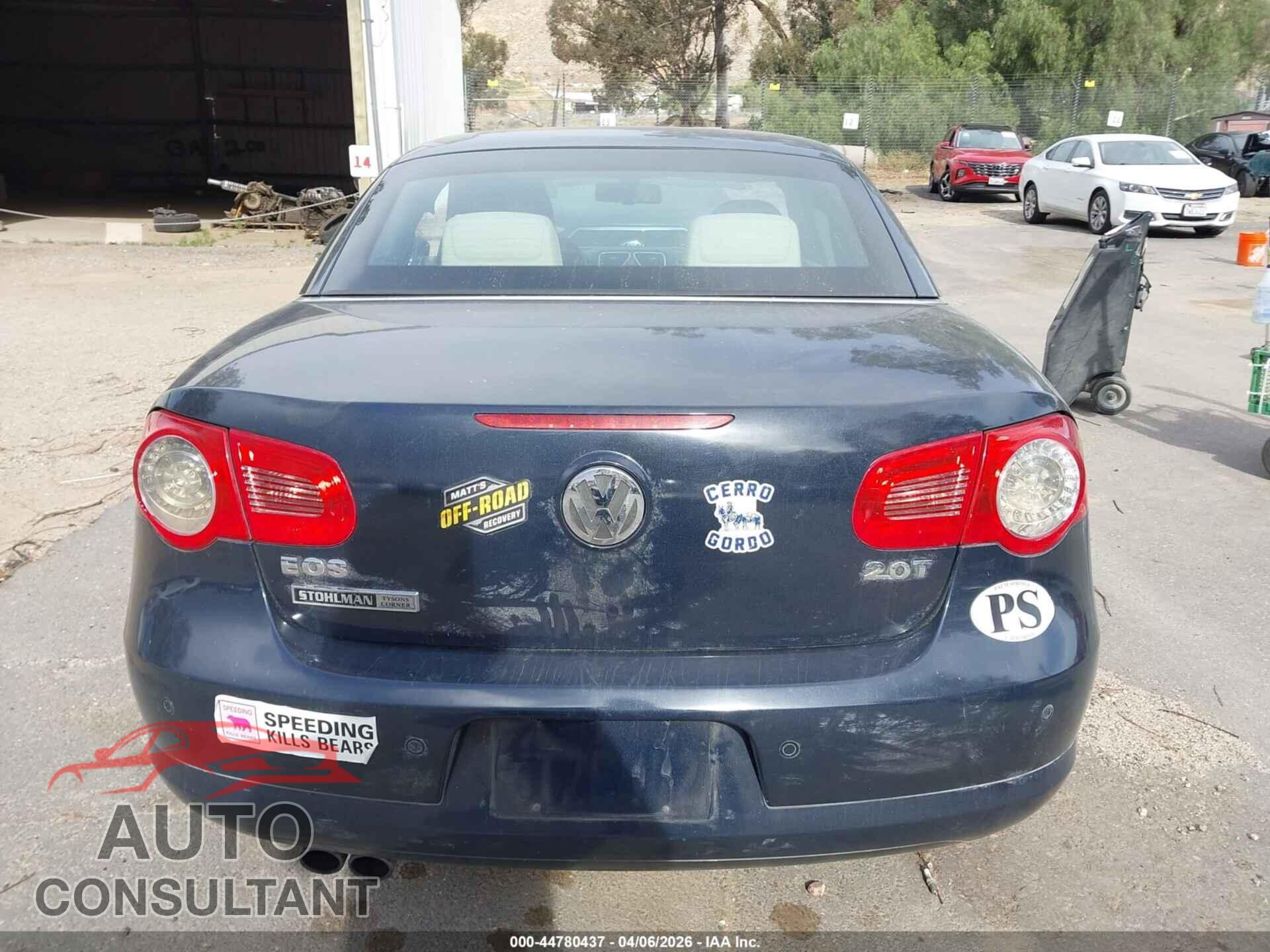 VOLKSWAGEN EOS 2010 - WVWFA7AH8AV025835