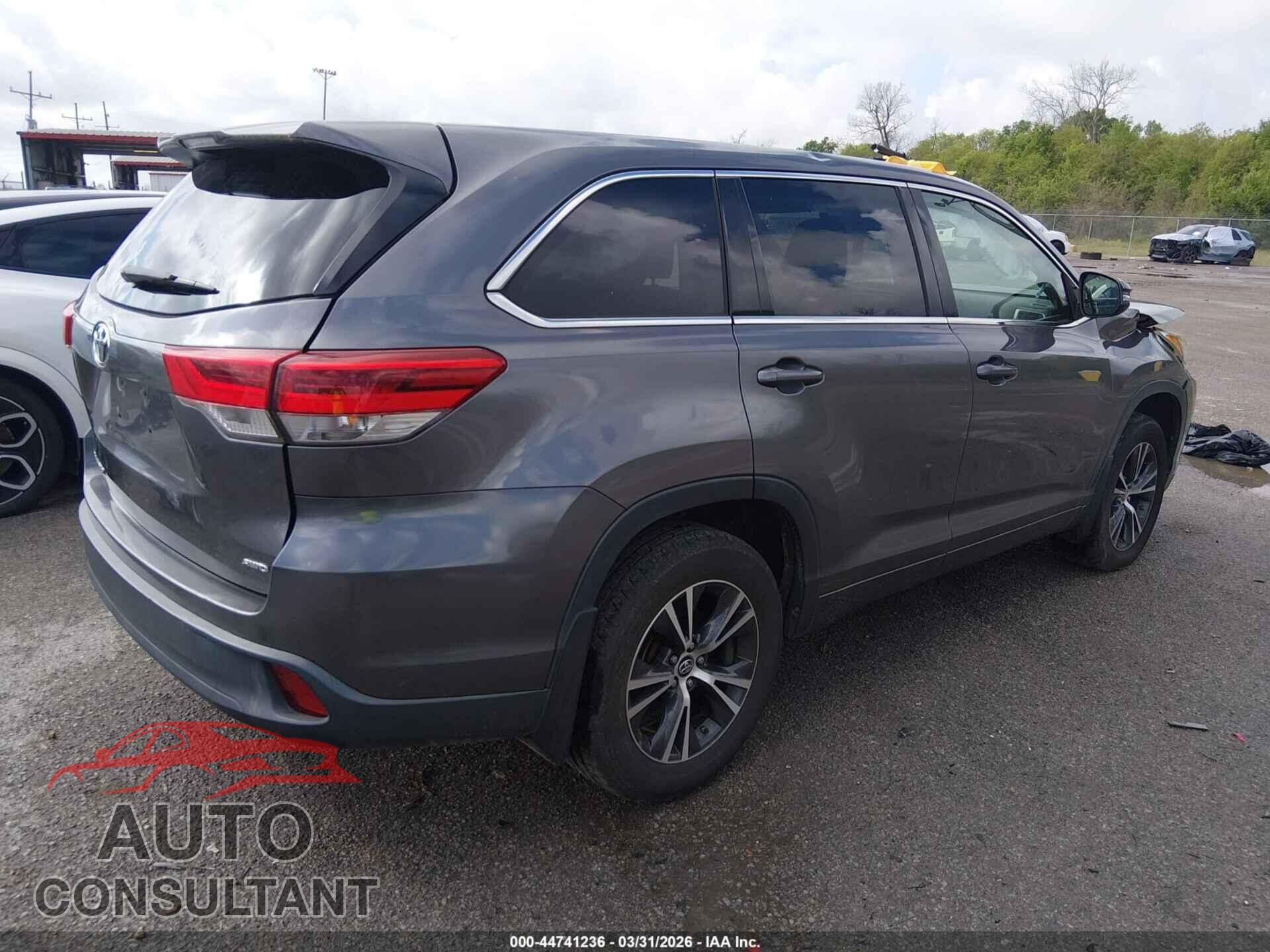 TOYOTA HIGHLANDER 2017 - 5TDBZRFH2HS407875
