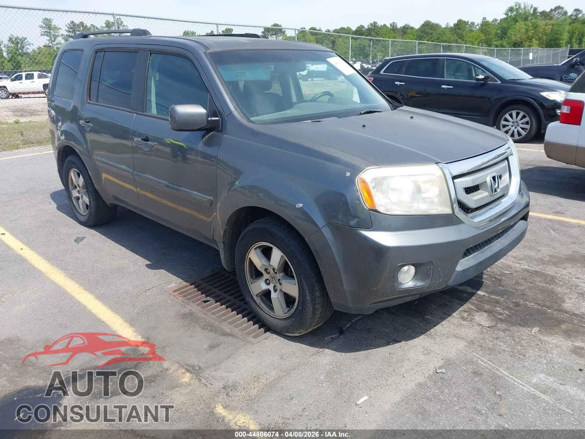 HONDA PILOT 2011 - 5FNYF4H55BB042869