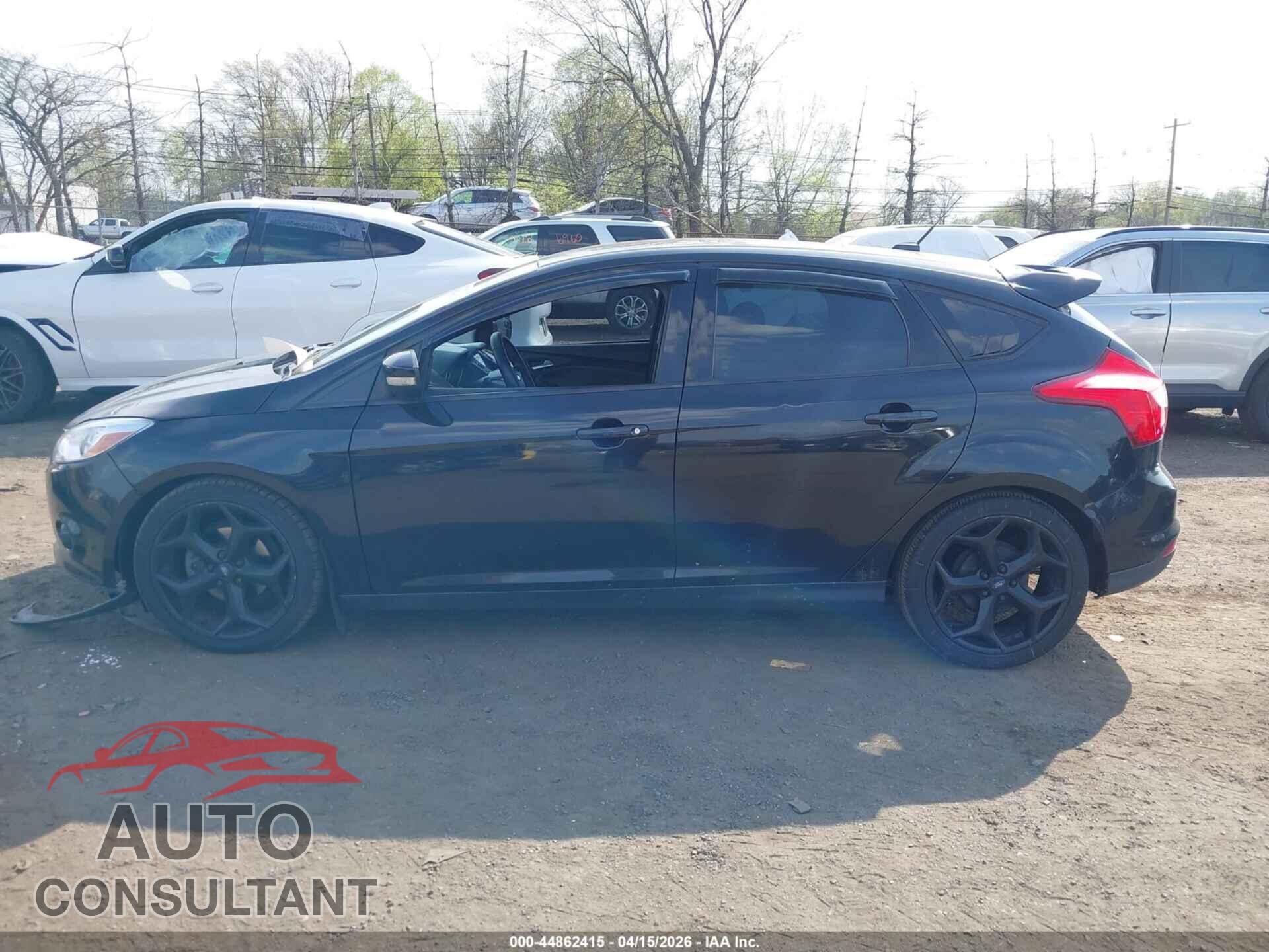 FORD FOCUS 2014 - 1FADP3K28ELS07487