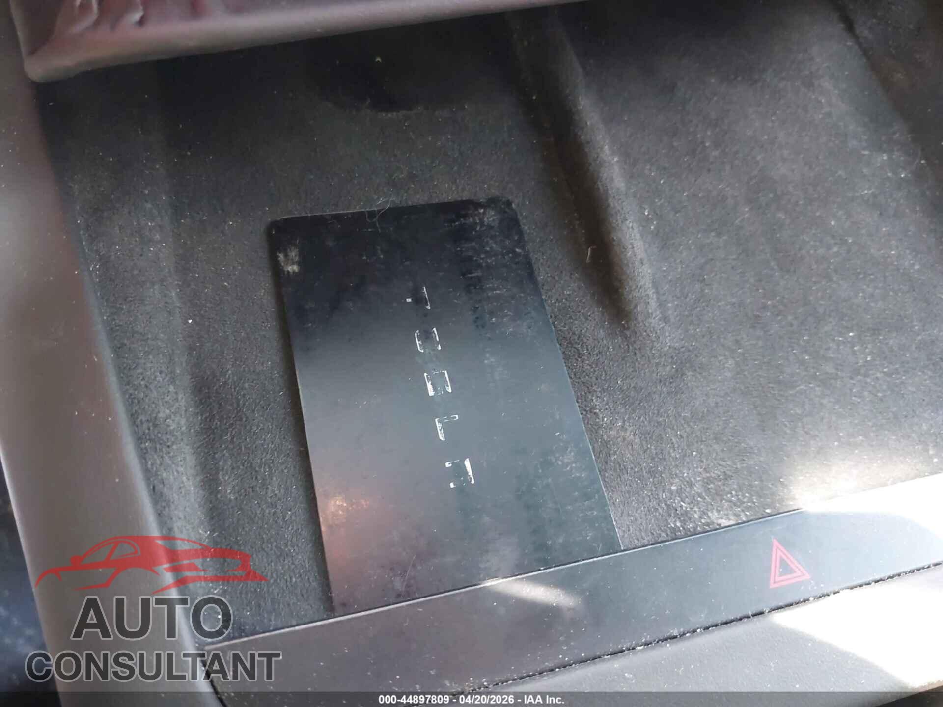 TESLA MODEL X 2022 - 7SAXCAE57NF349250
