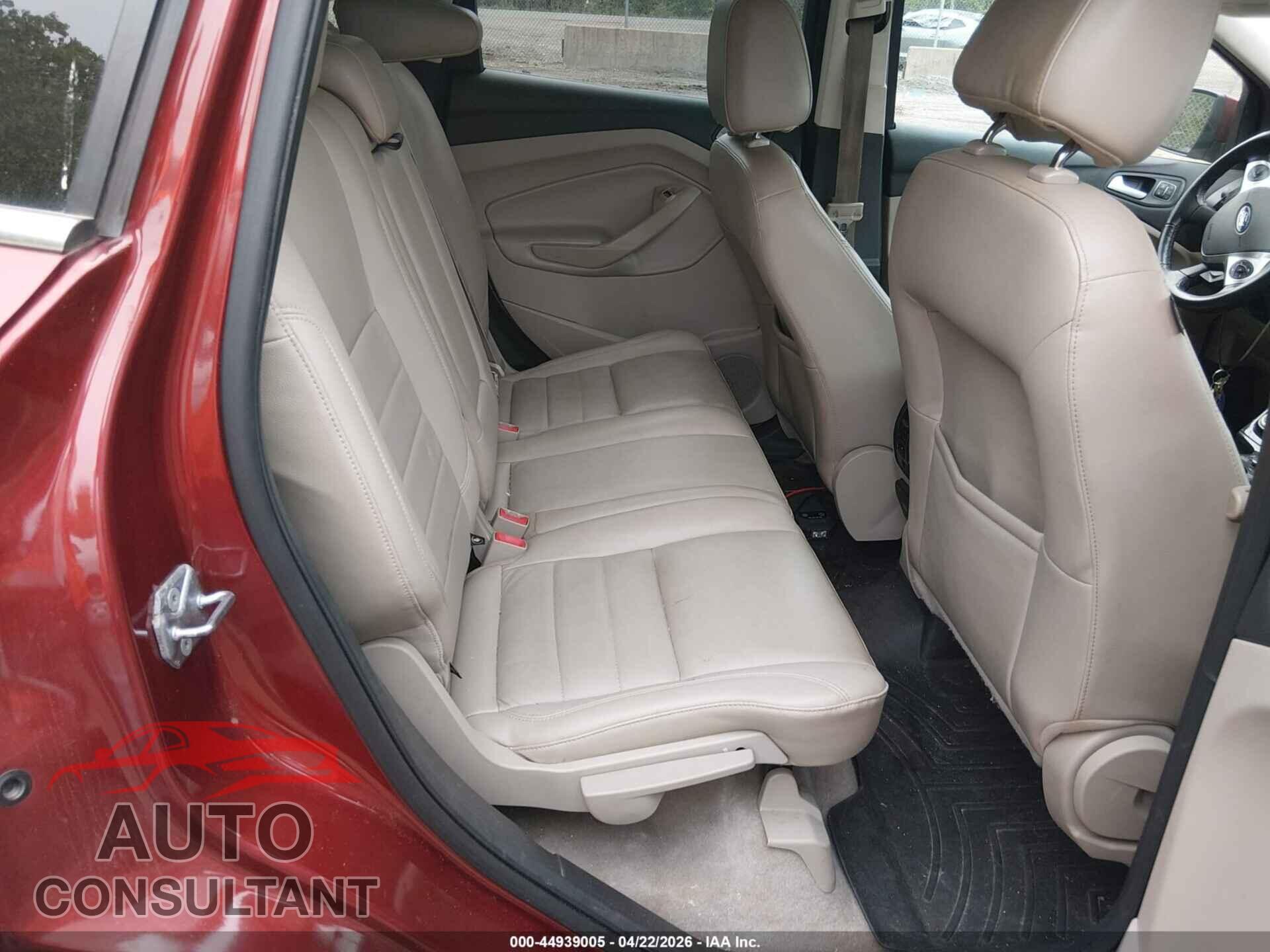 FORD ESCAPE 2014 - 1FMCU9J98EUB23799