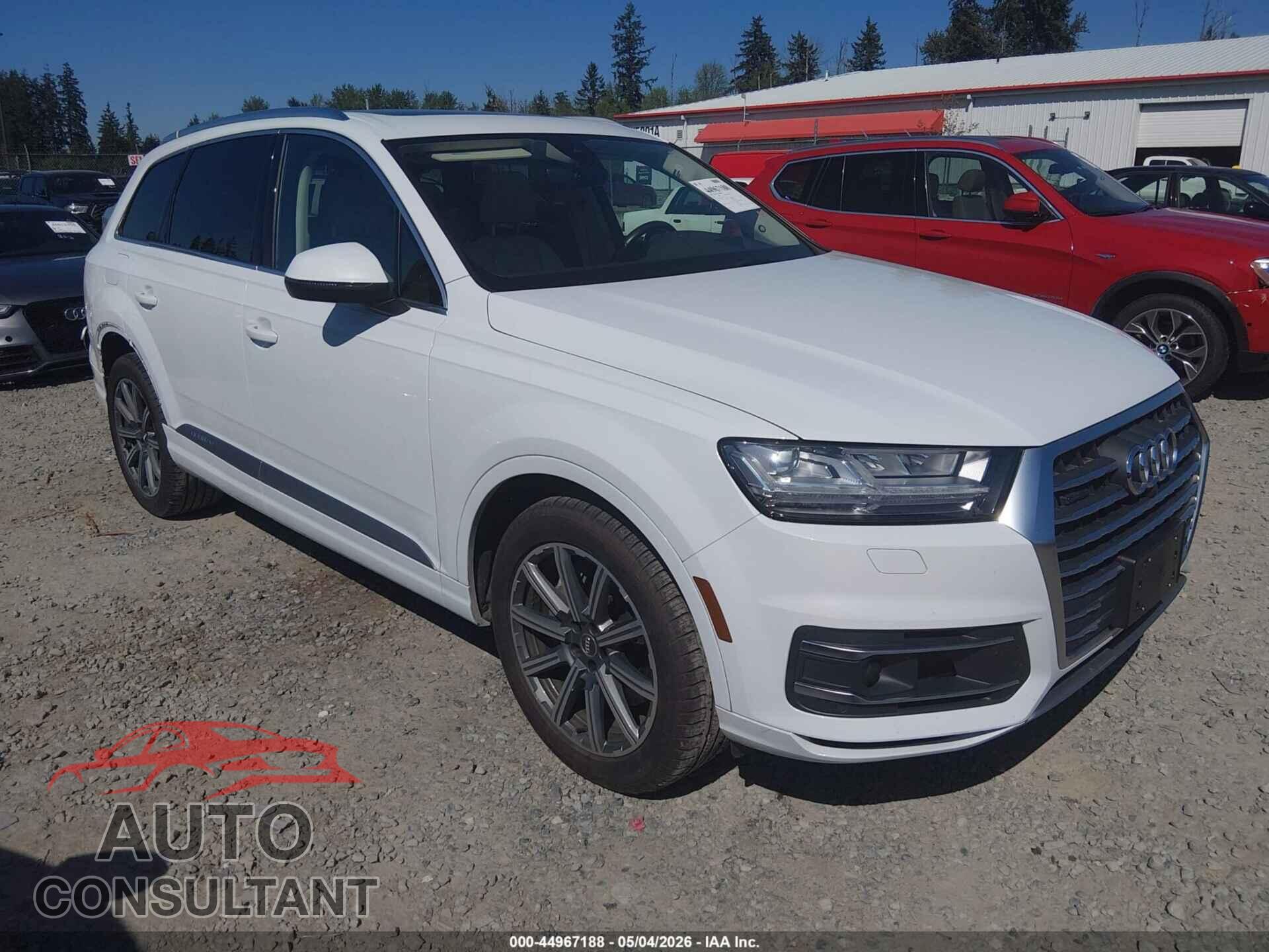 AUDI Q7 2018 - WA1VAAF76JD022294