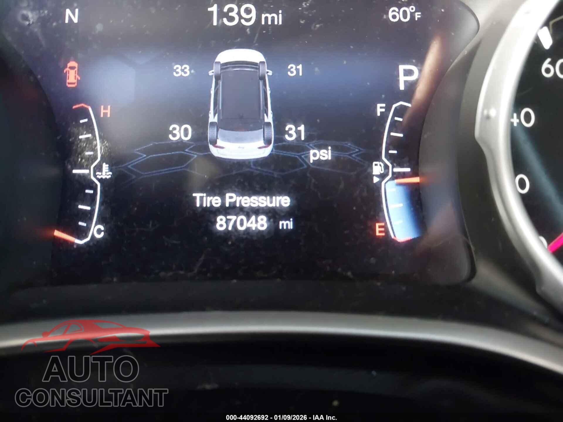 JEEP COMPASS 2018 - 3C4NJDBB0JT313921