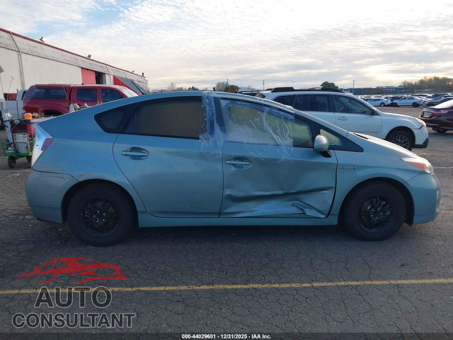 TOYOTA PRIUS 2014 - JTDKN3DU4E1736708