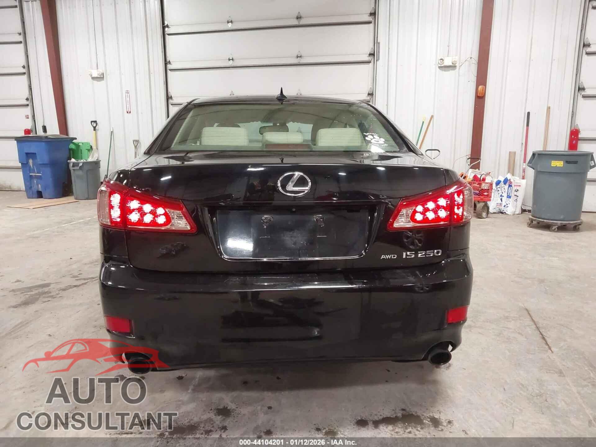 LEXUS IS 250 2011 - JTHCF5C29B2035339
