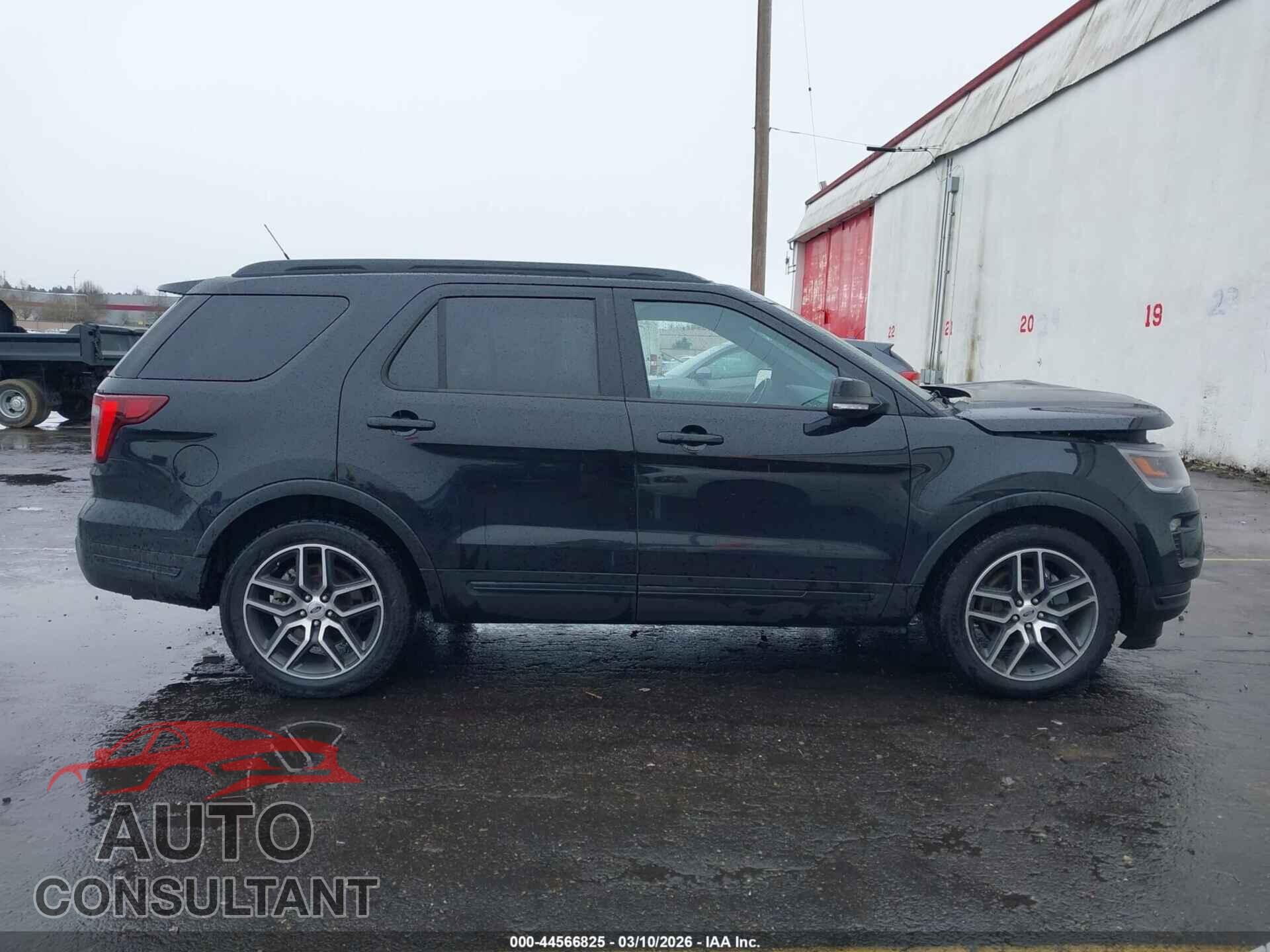 FORD EXPLORER 2018 - 1FM5K8GT6JGB10313