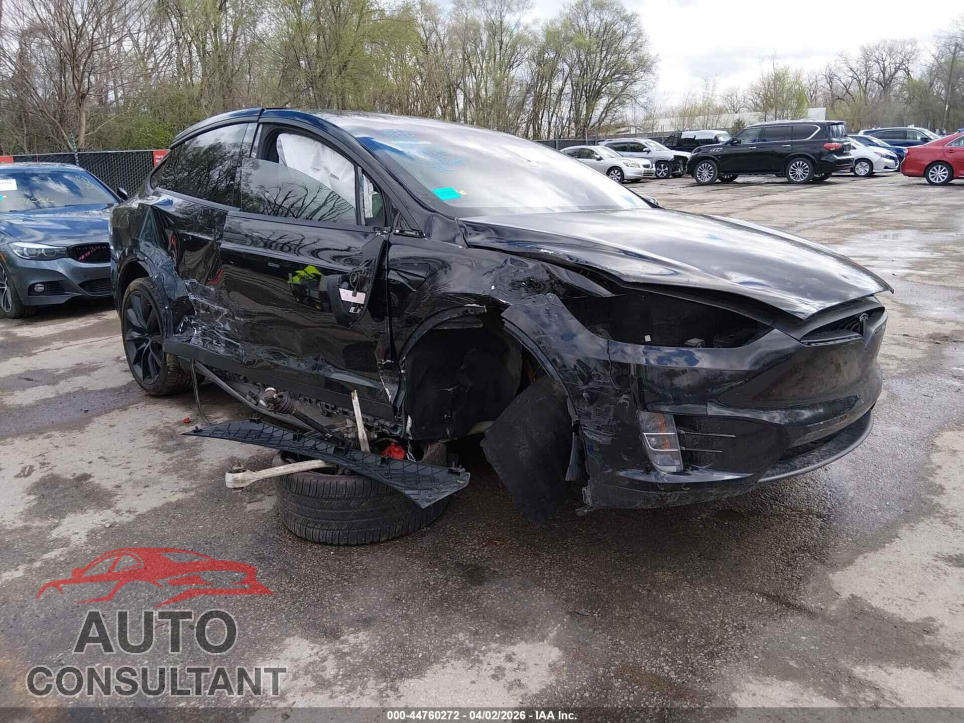 TESLA MODEL X 2018 - 5YJXCBE43JF111335