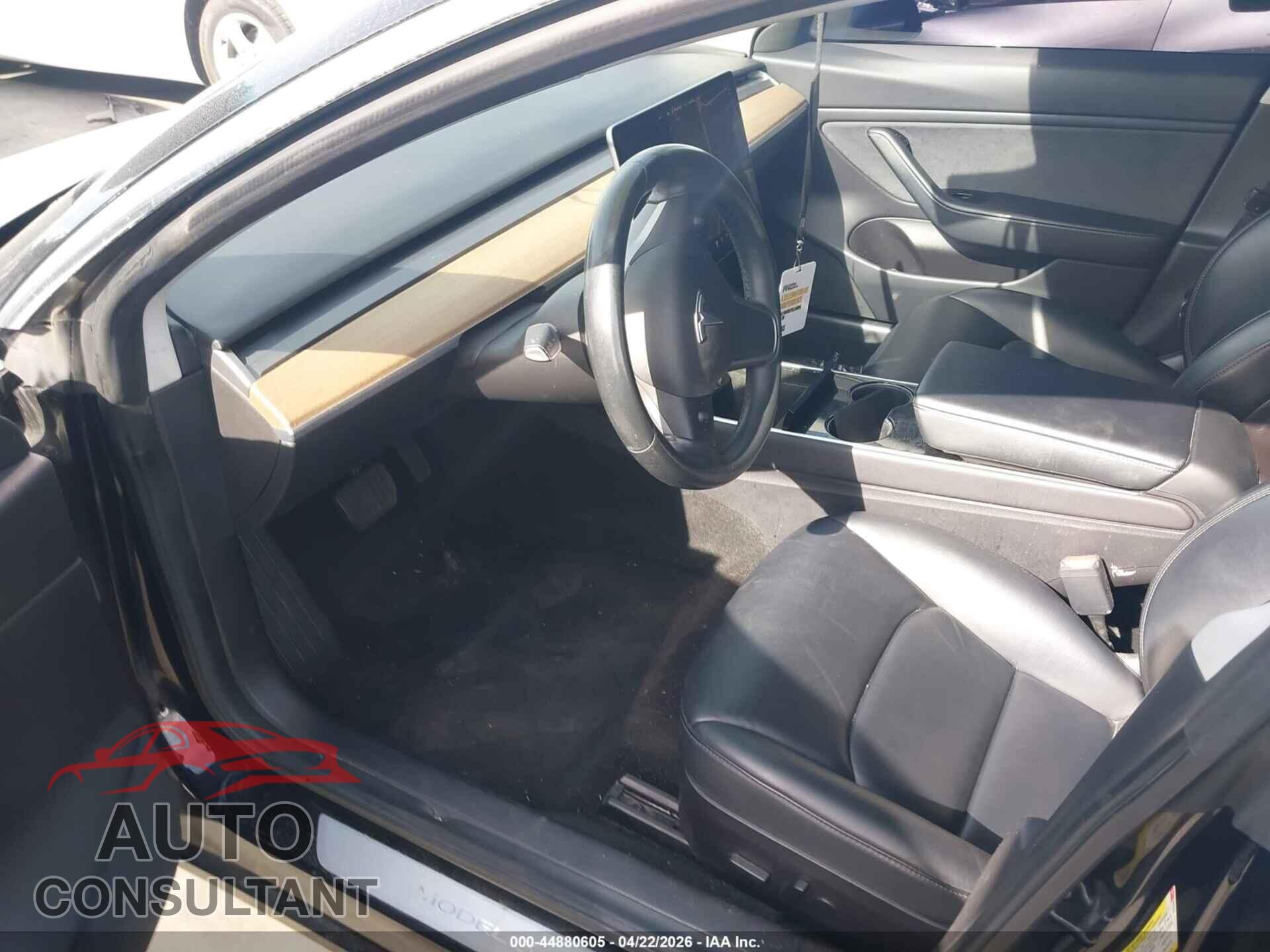 TESLA MODEL 3 2019 - 5YJ3E1EA4KF395553