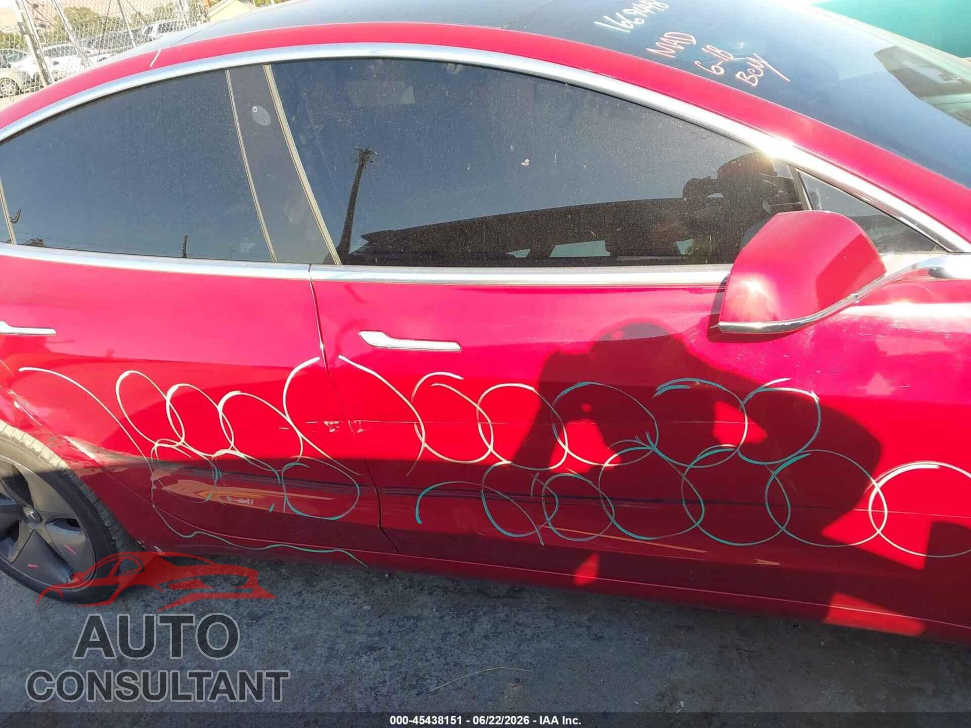 TESLA MODEL 3 2019 - 5YJ3E1EA9KF396536