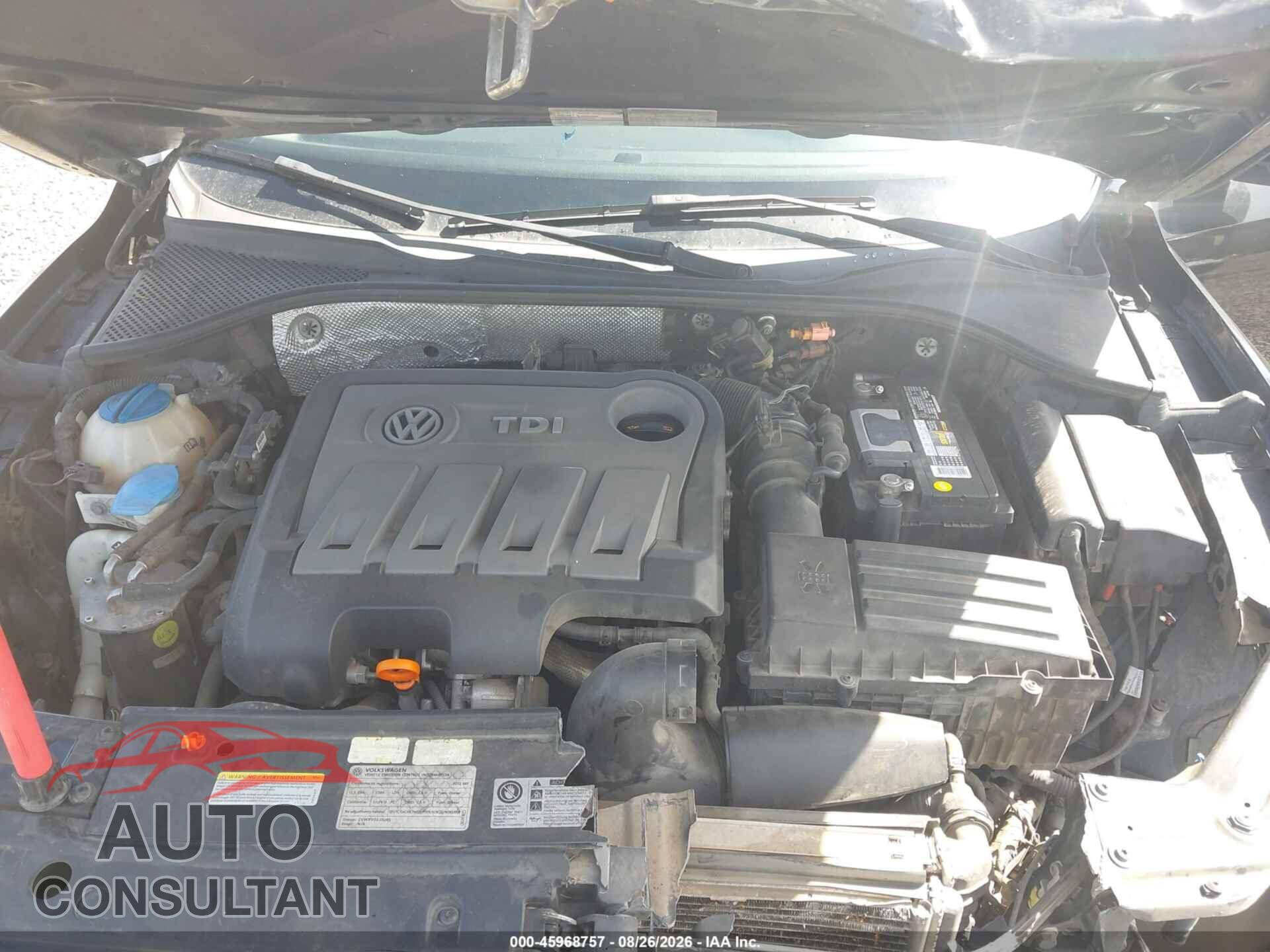 VOLKSWAGEN PASSAT 2012 - 1VWCN7A33CC005760