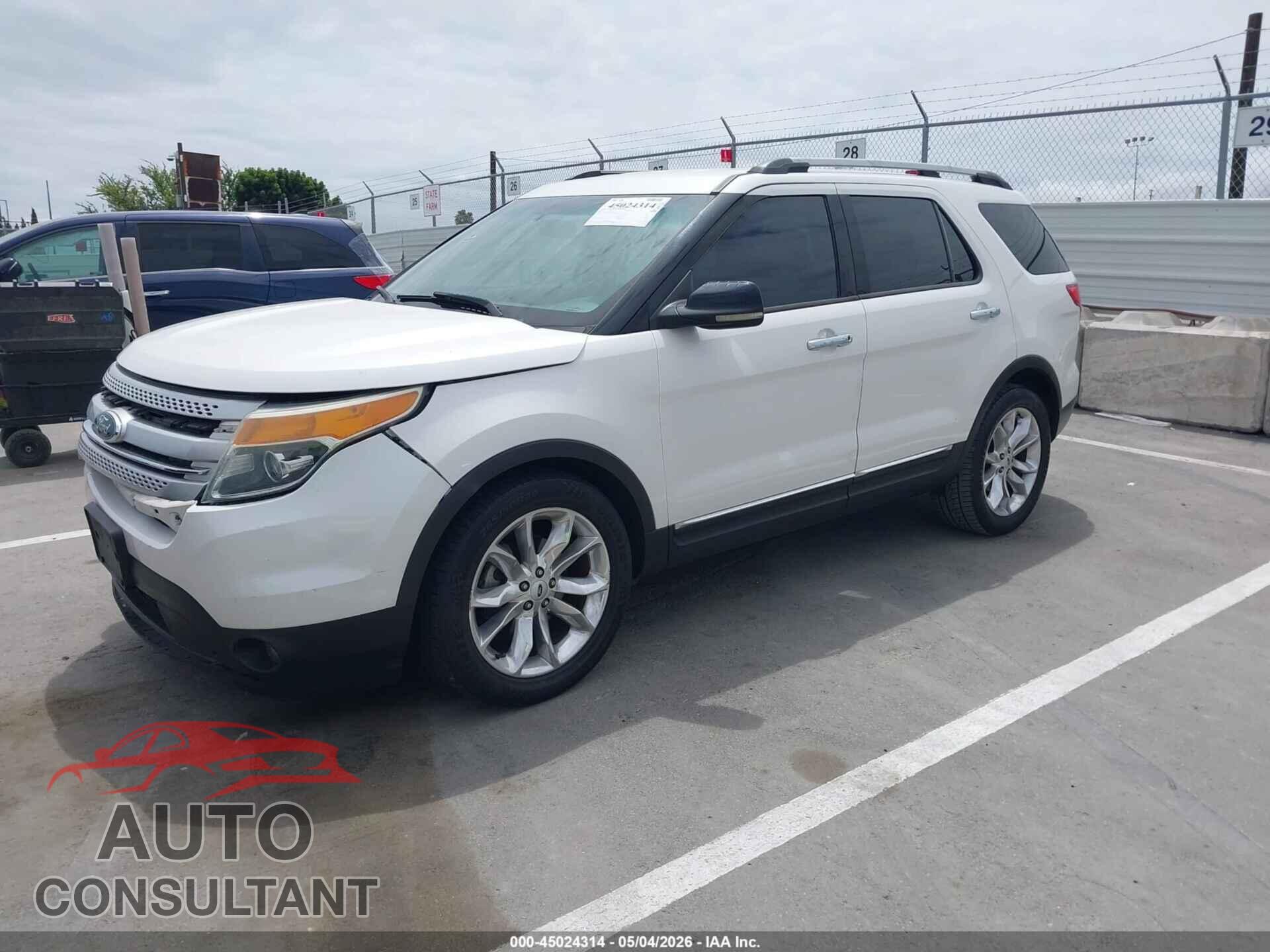 FORD EXPLORER 2013 - 1FM5K7D88DGA93495