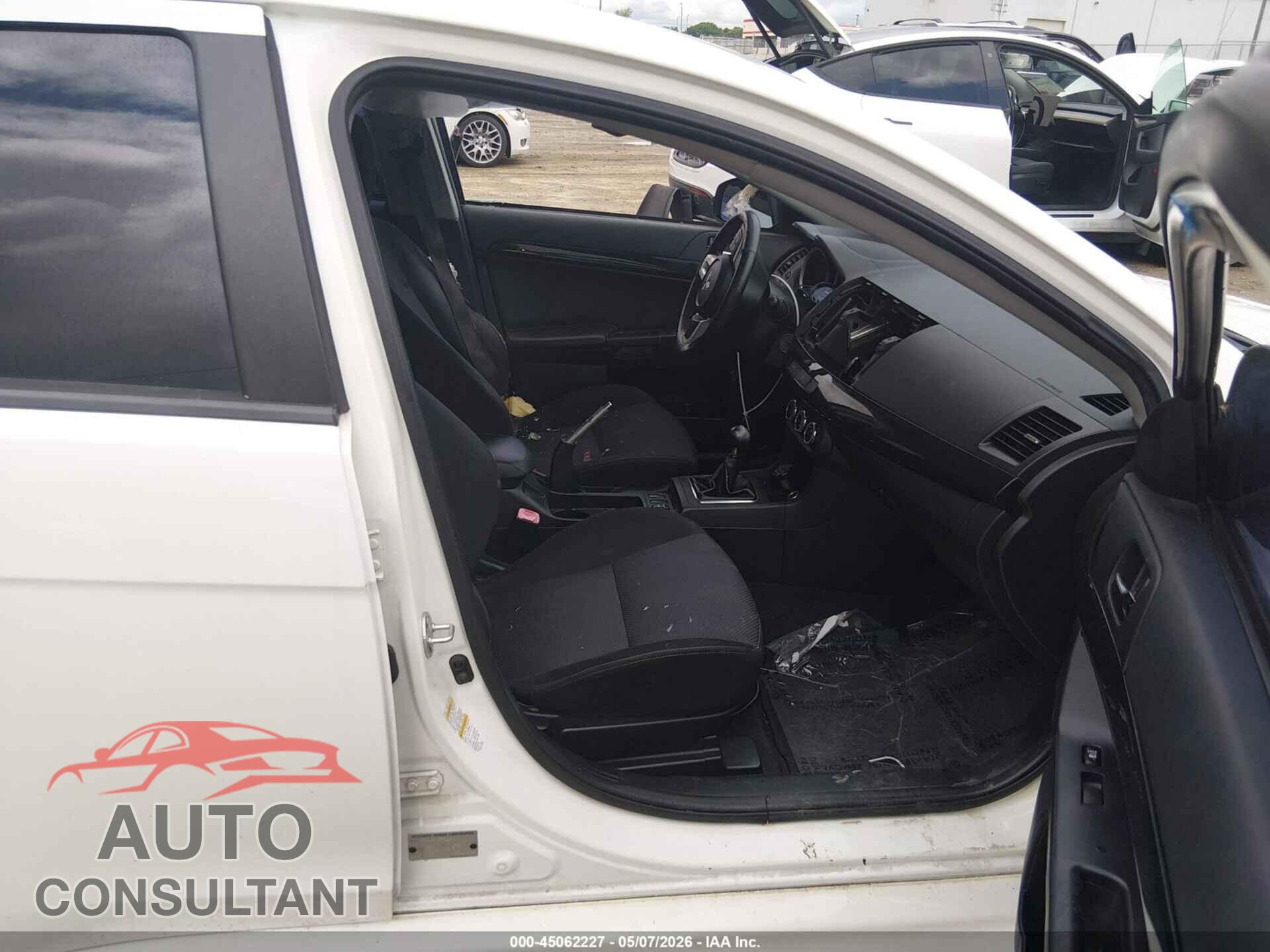 MITSUBISHI LANCER EVOLUTION 2015 - JA32W8FV1FU020766