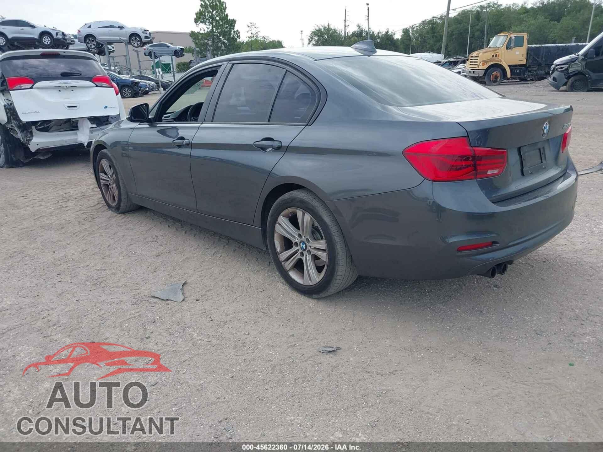 BMW 328I 2016 - WBA8E9G57GNU30077