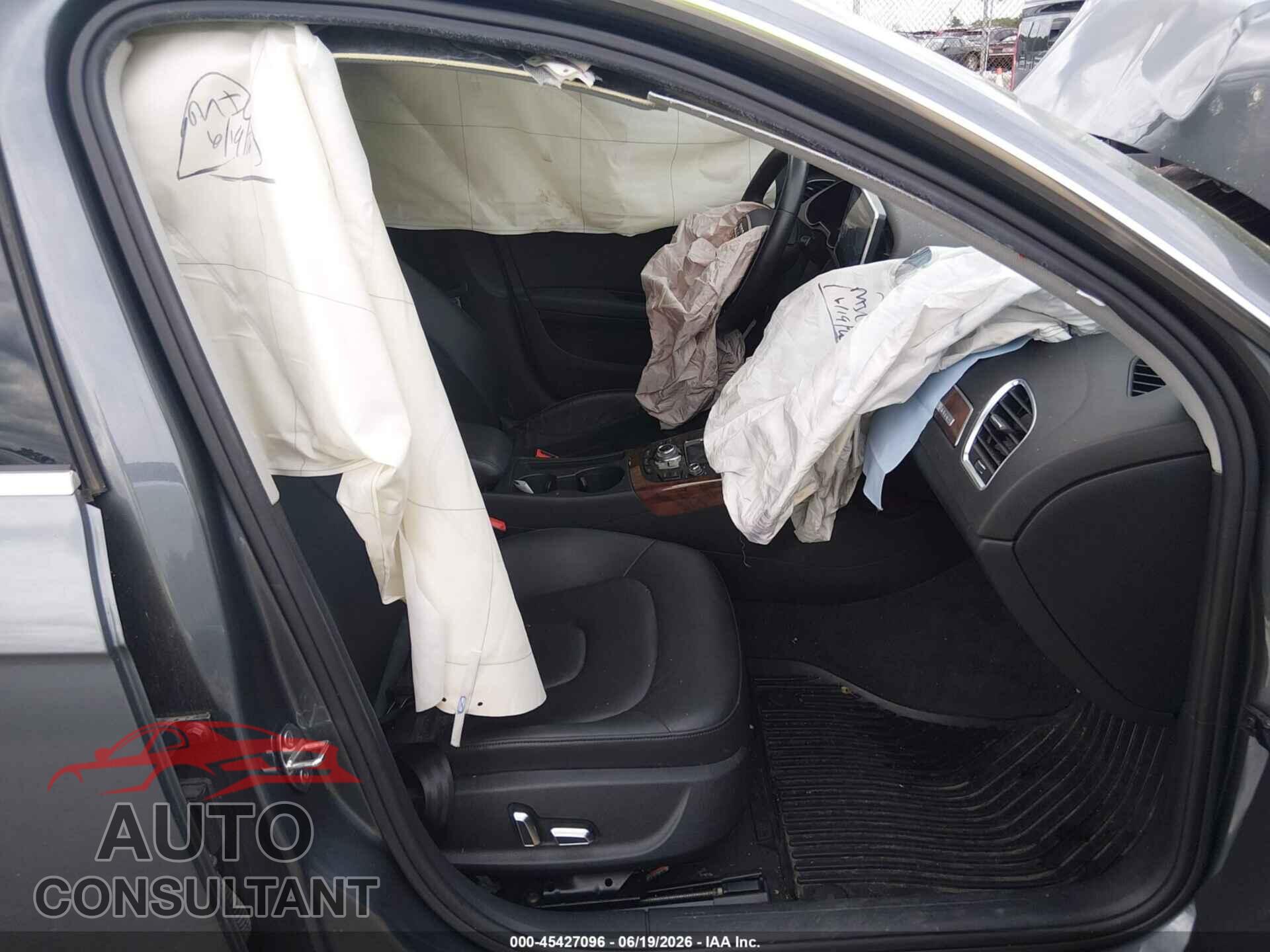 AUDI A4 2013 - WAUFFAFL6DN022283