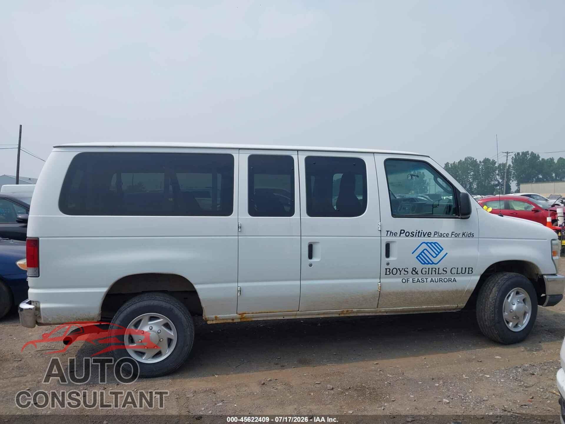 FORD E-350 SUPER DUTY 2011 - 1FBNE3BL3BDA42744