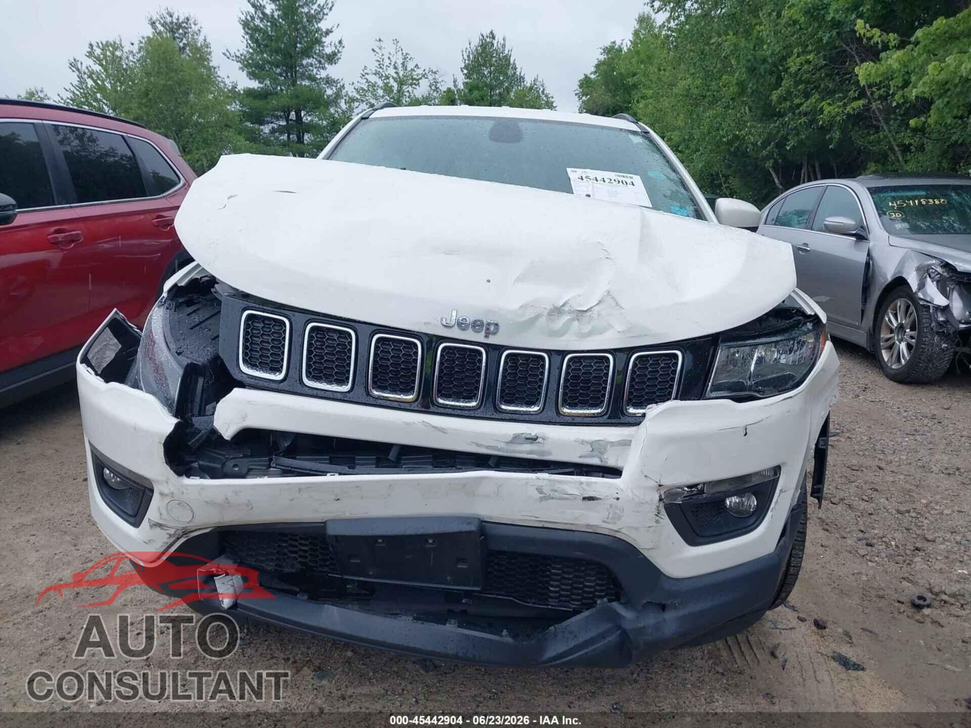 JEEP COMPASS 2017 - 3C4NJDBB7HT656123
